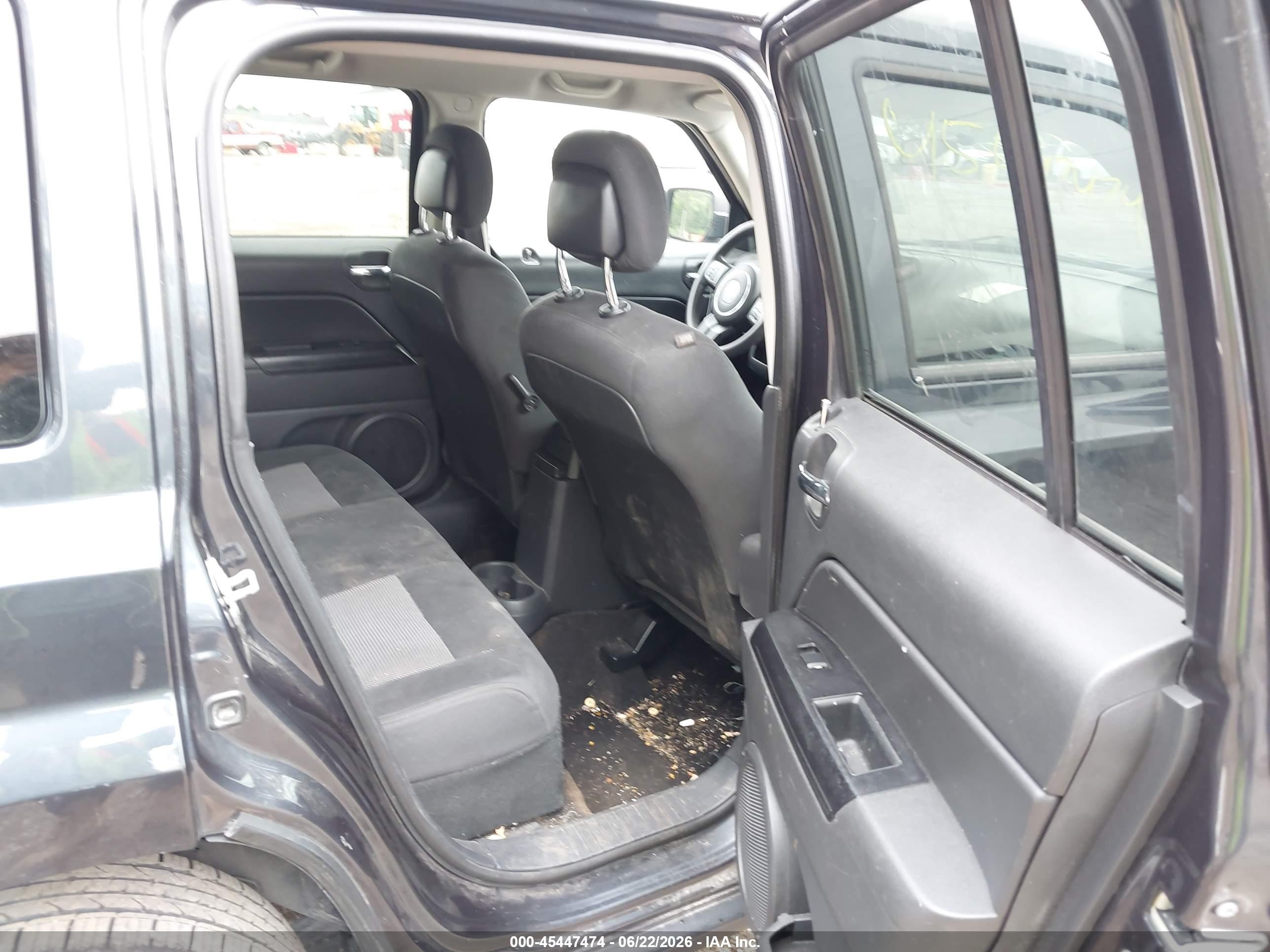 2015 Jeep Patriot Sport Серый vin: 1C4NJPBA0FD129746