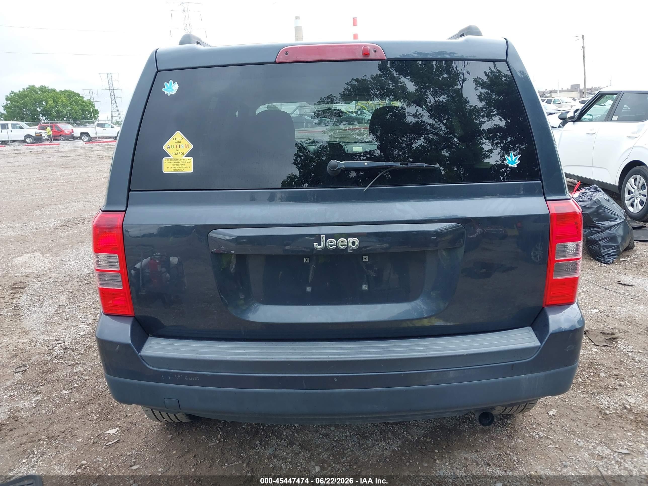 2015 Jeep Patriot Sport Серый vin: 1C4NJPBA0FD129746