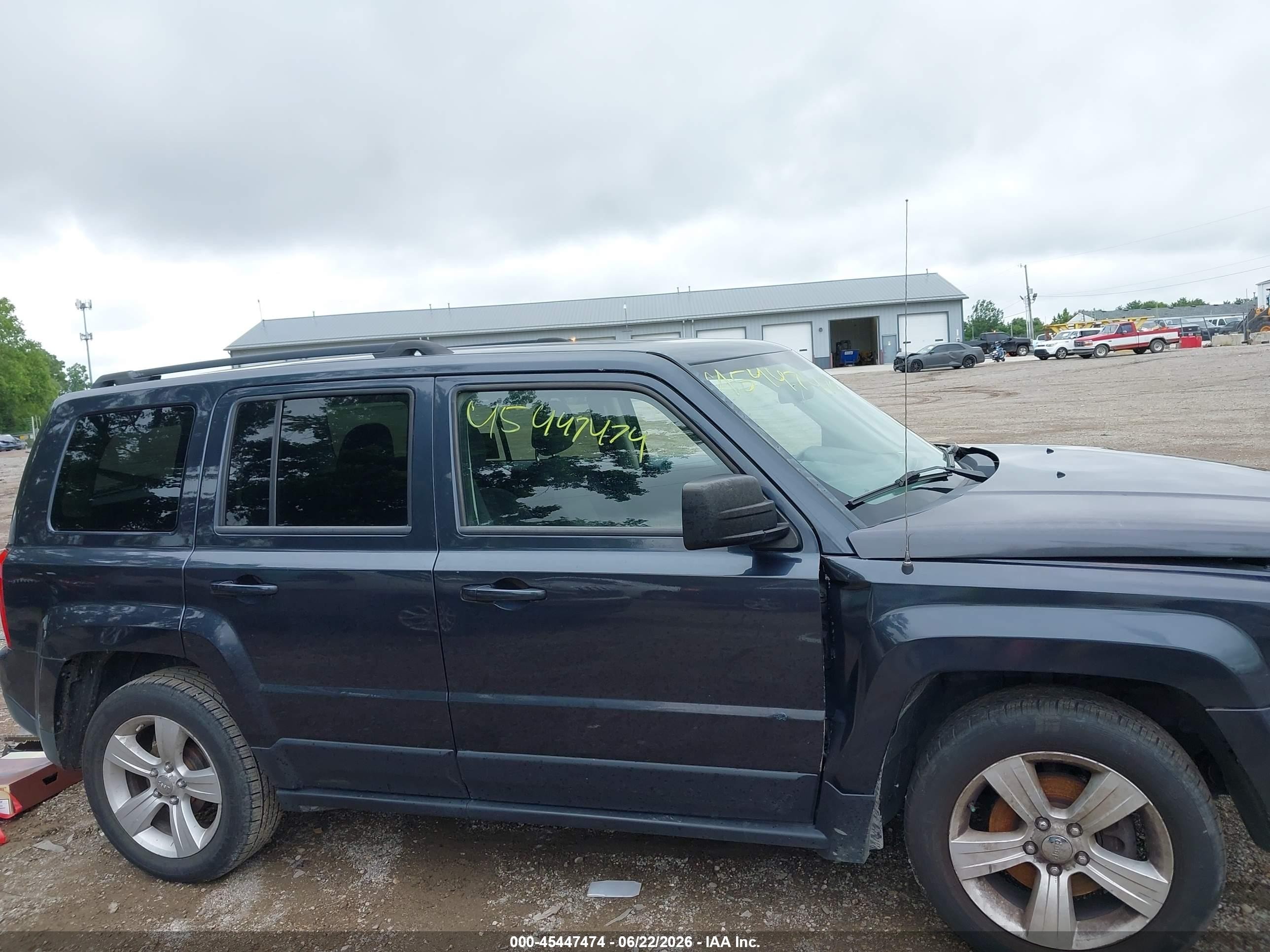 2015 Jeep Patriot Sport Серый vin: 1C4NJPBA0FD129746