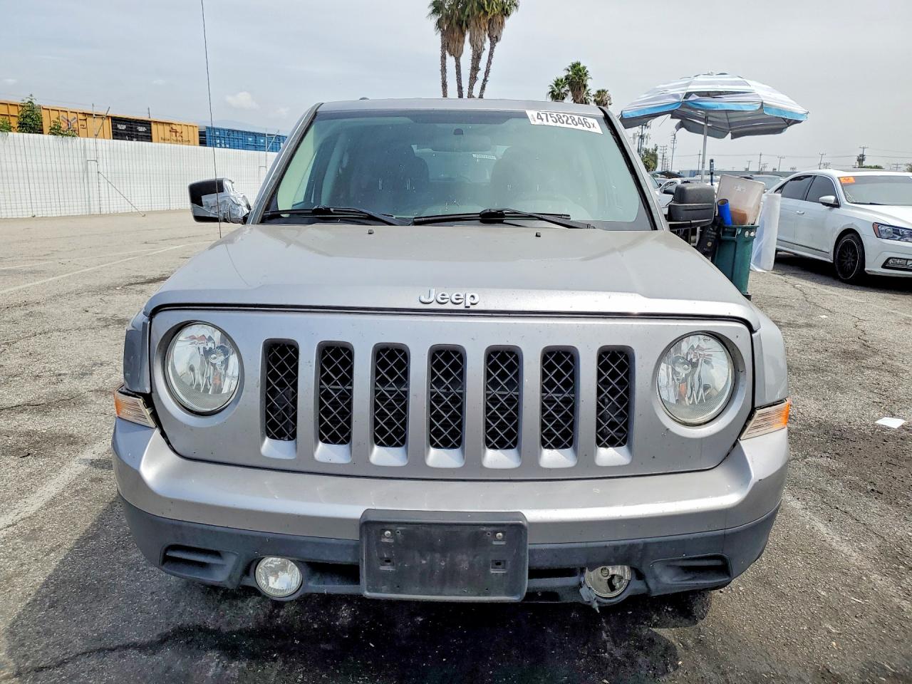 2015 Jeep Patriot Sport Серебряный vin: 1C4NJPBA0FD285740