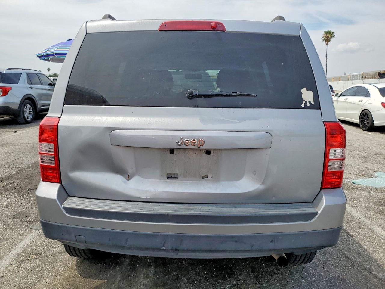 2015 Jeep Patriot Sport Серебряный vin: 1C4NJPBA0FD285740