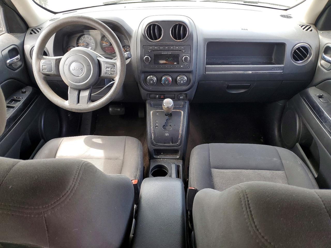 2015 Jeep Patriot Sport Серебряный vin: 1C4NJPBA0FD285740