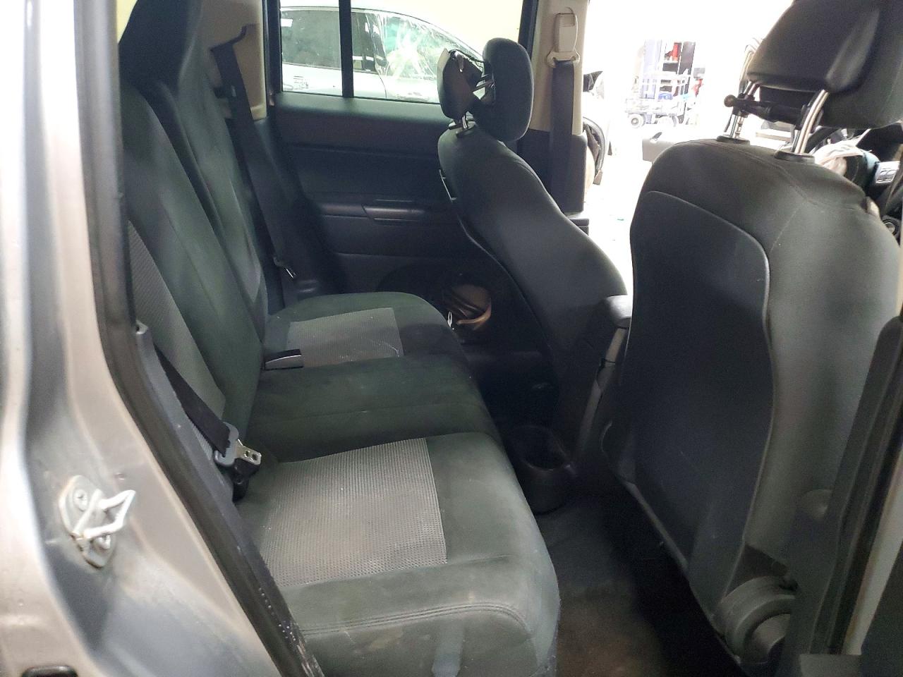 2015 Jeep Patriot Sport Silver vin: 1C4NJPBA0FD318851