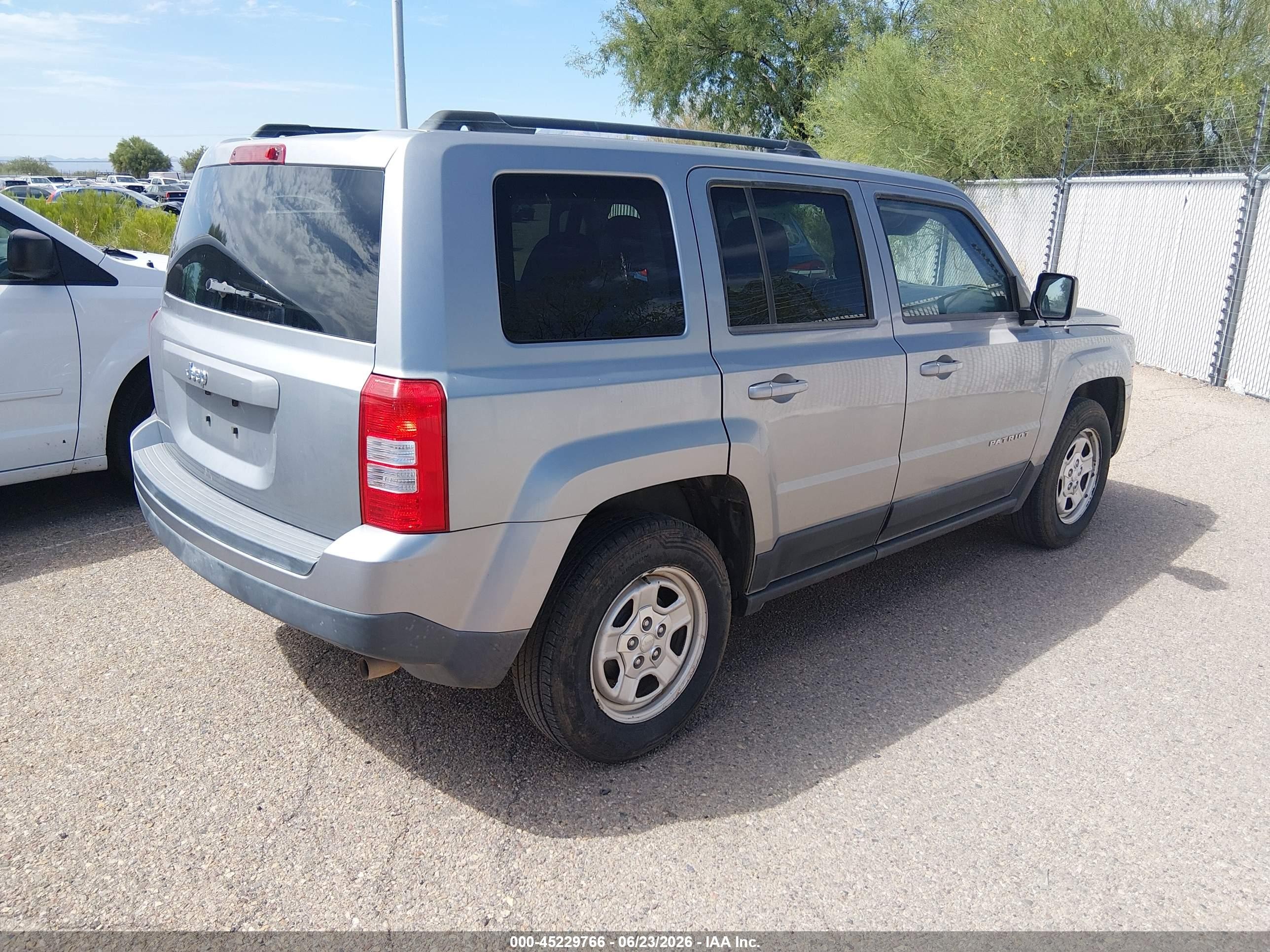 2015 Jeep Patriot Sport Серый vin: 1C4NJPBA0FD427620