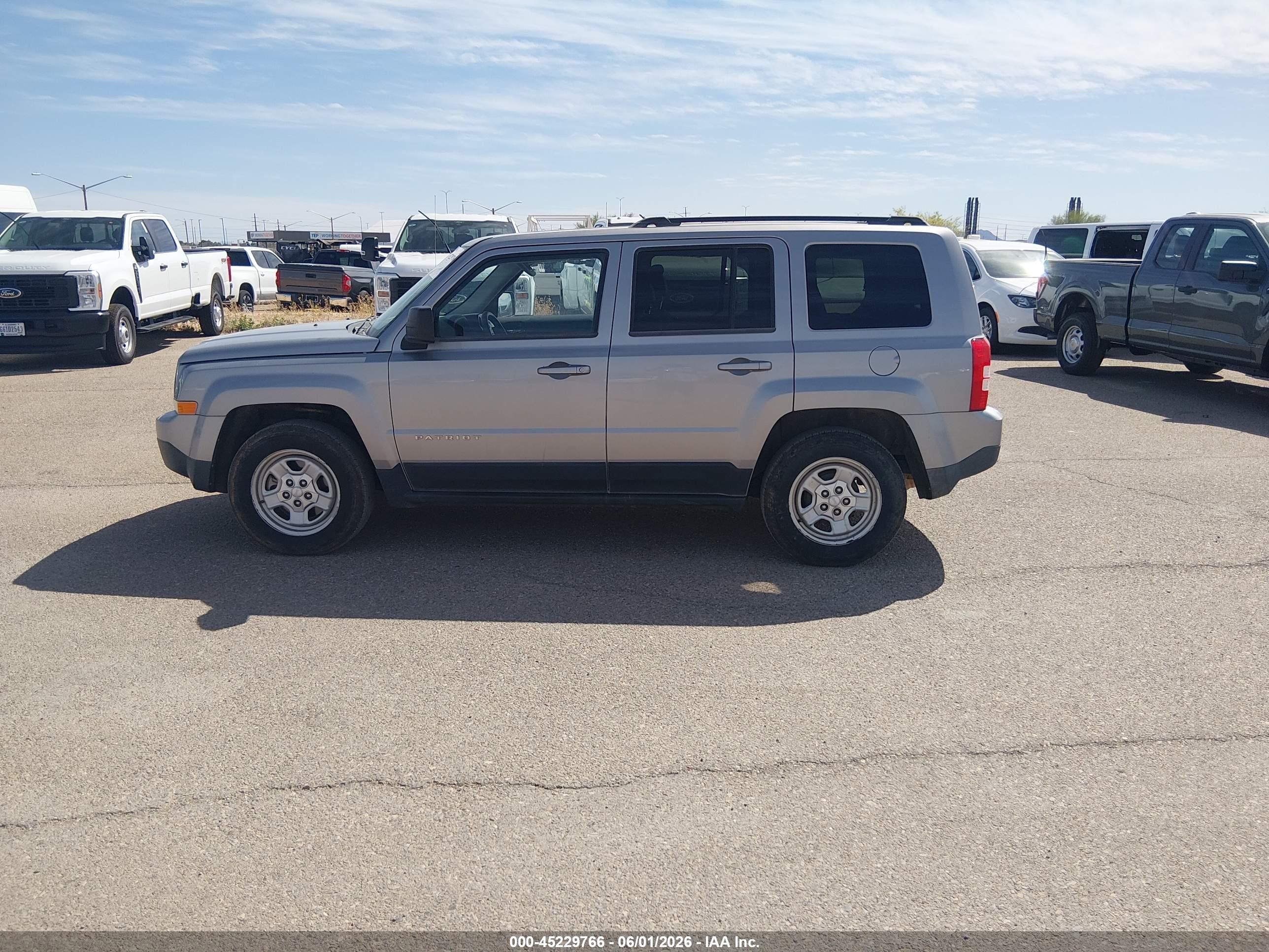 2015 Jeep Patriot Sport Серый vin: 1C4NJPBA0FD427620