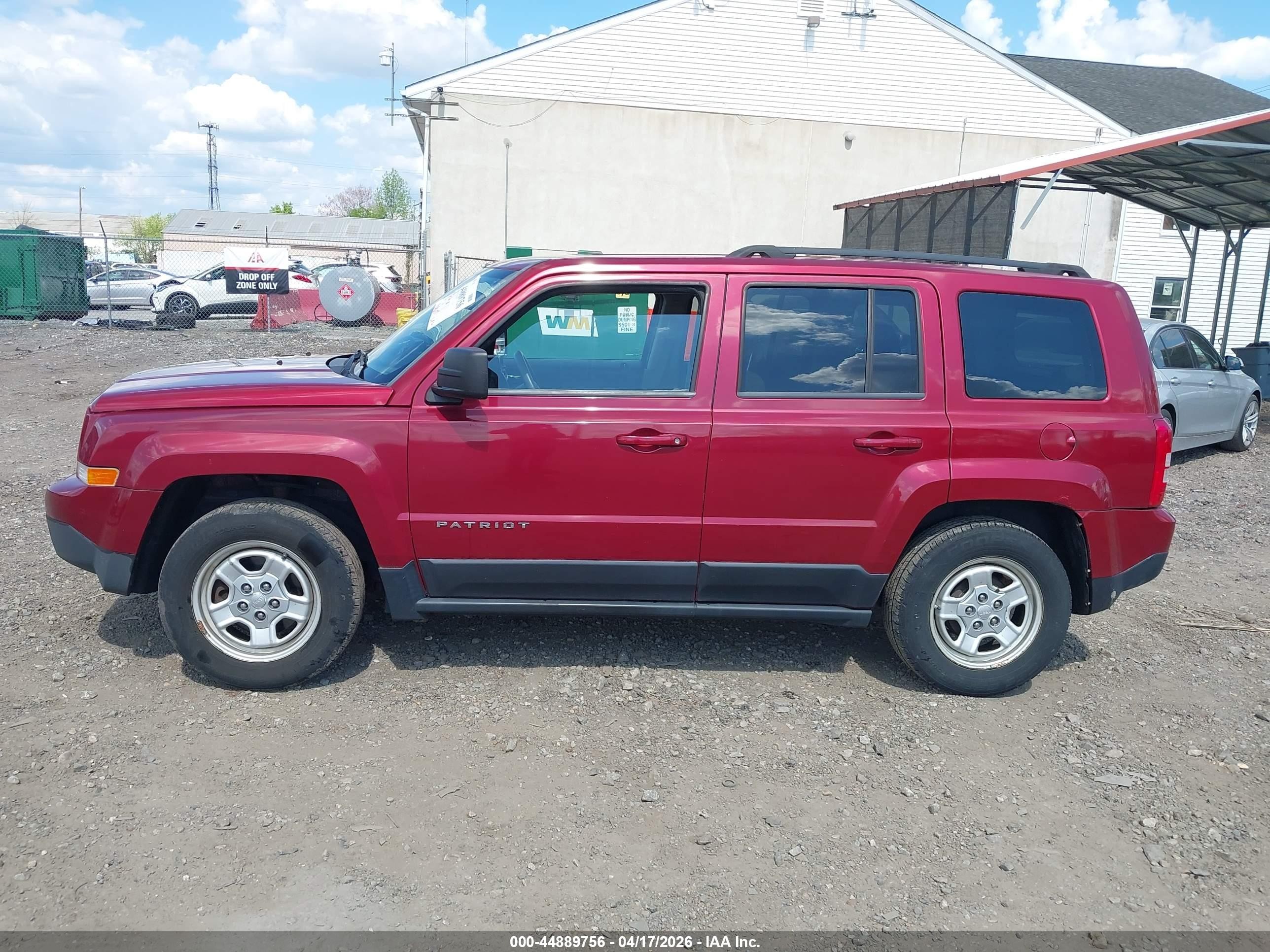 2012 Jeep Patriot Sport Red vin: 1C4NJPBA1CD684118