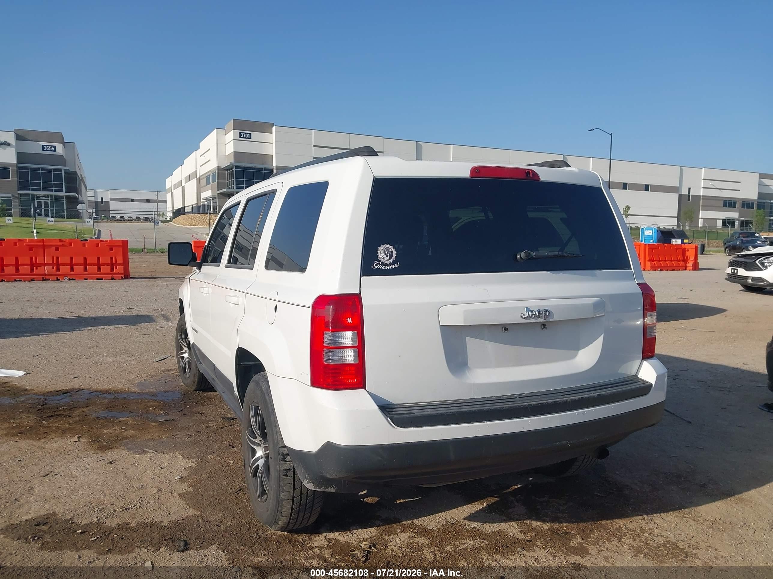 2014 Jeep Patriot Sport White vin: 1C4NJPBA1ED570221