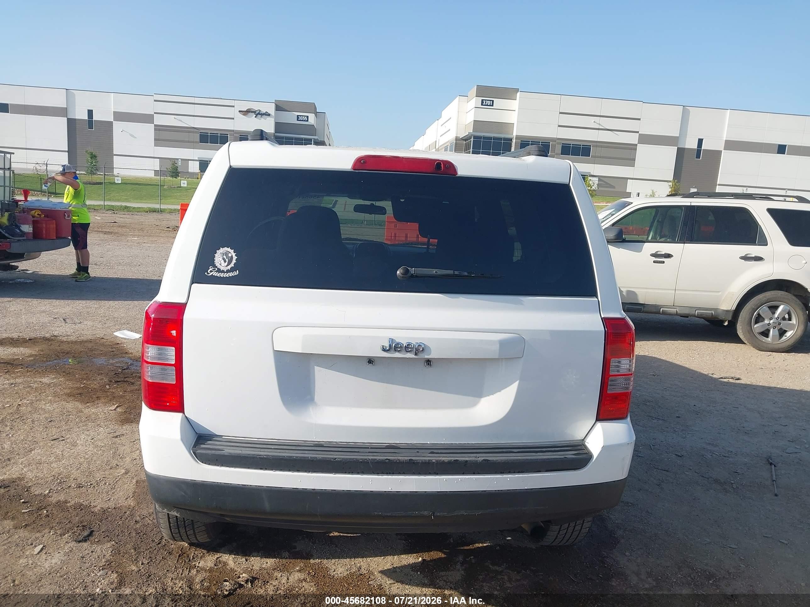 2014 Jeep Patriot Sport White vin: 1C4NJPBA1ED570221