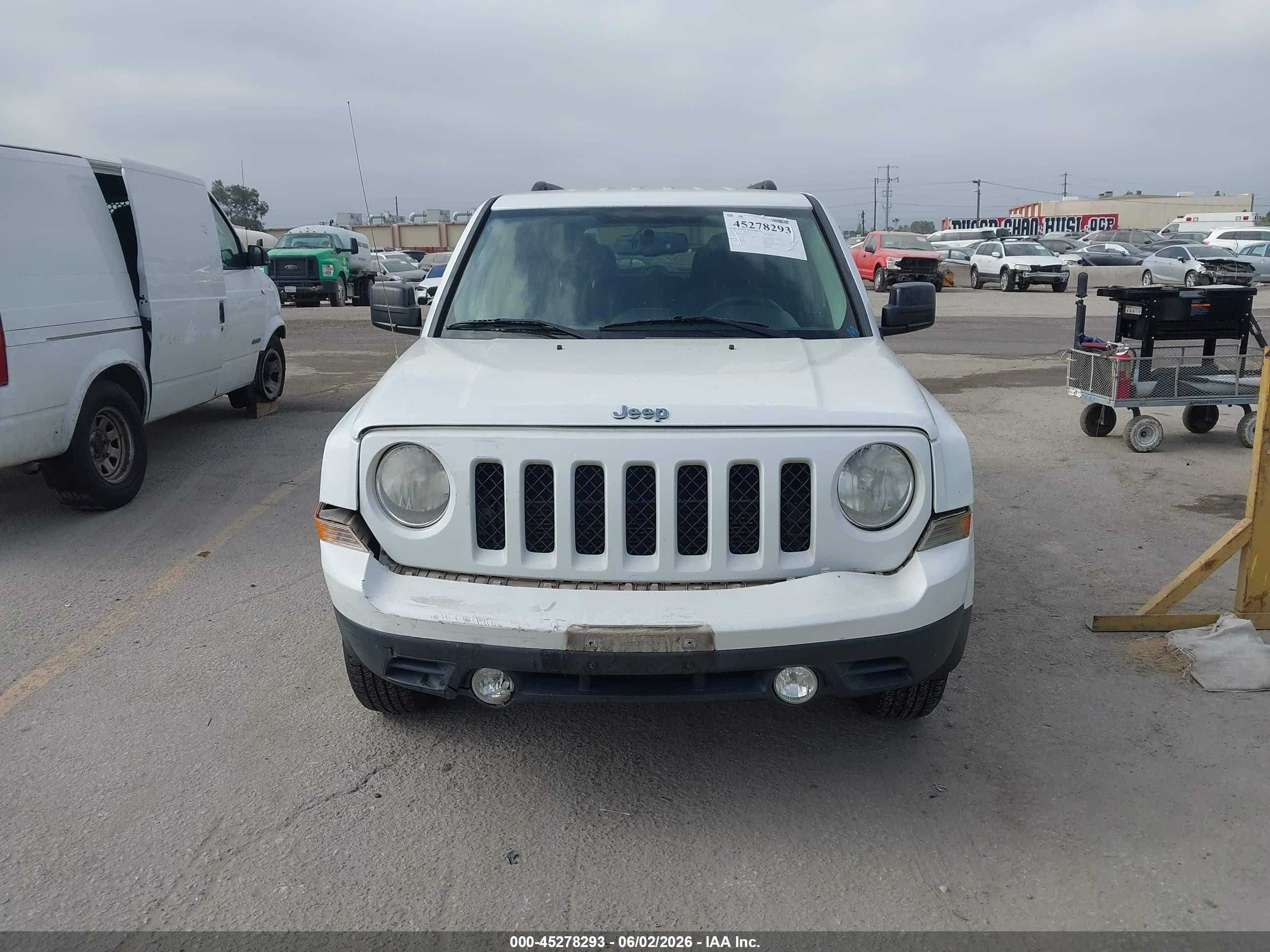 2014 Jeep Patriot Sport White vin: 1C4NJPBA1ED690469