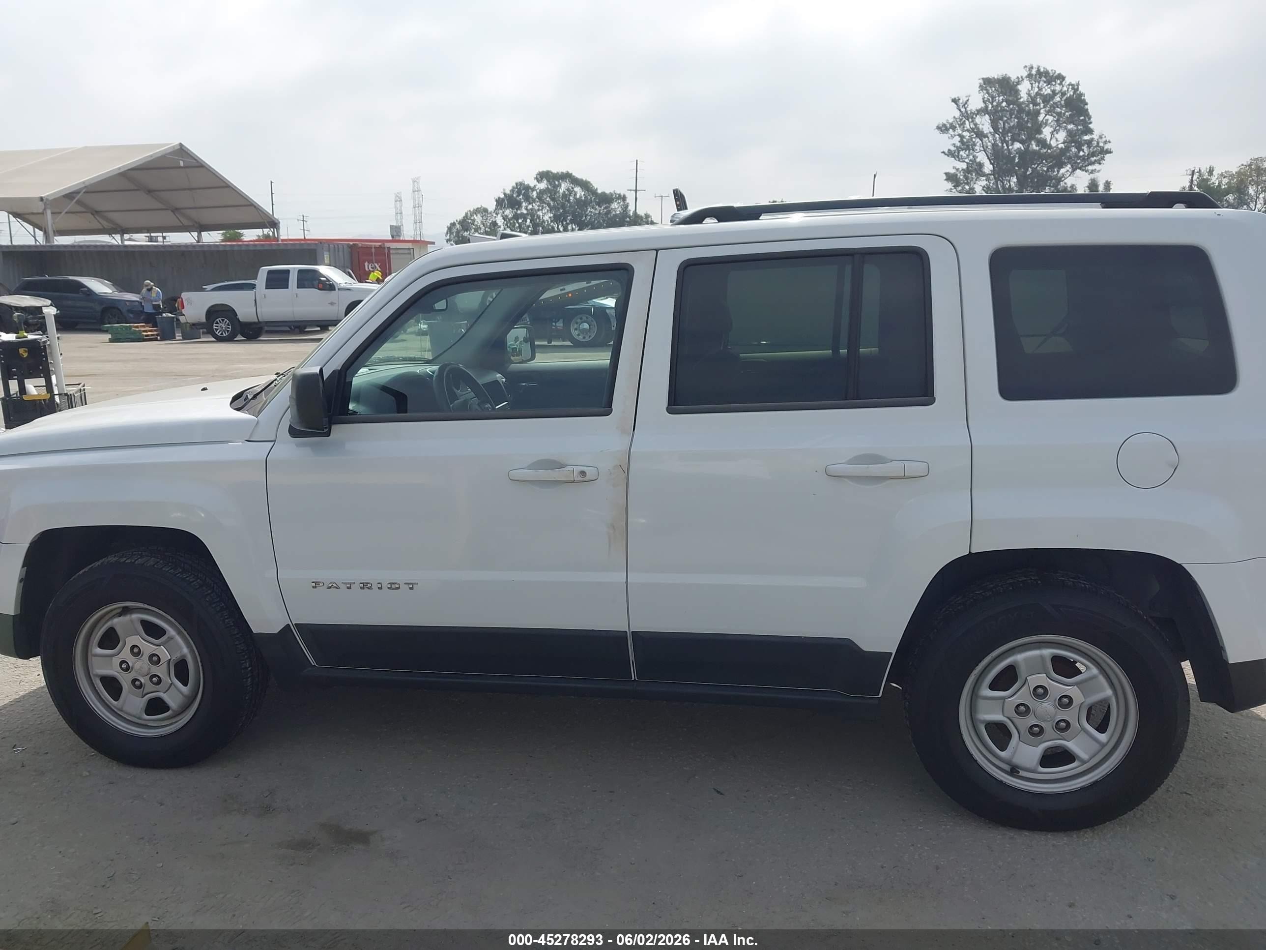 2014 Jeep Patriot Sport White vin: 1C4NJPBA1ED690469