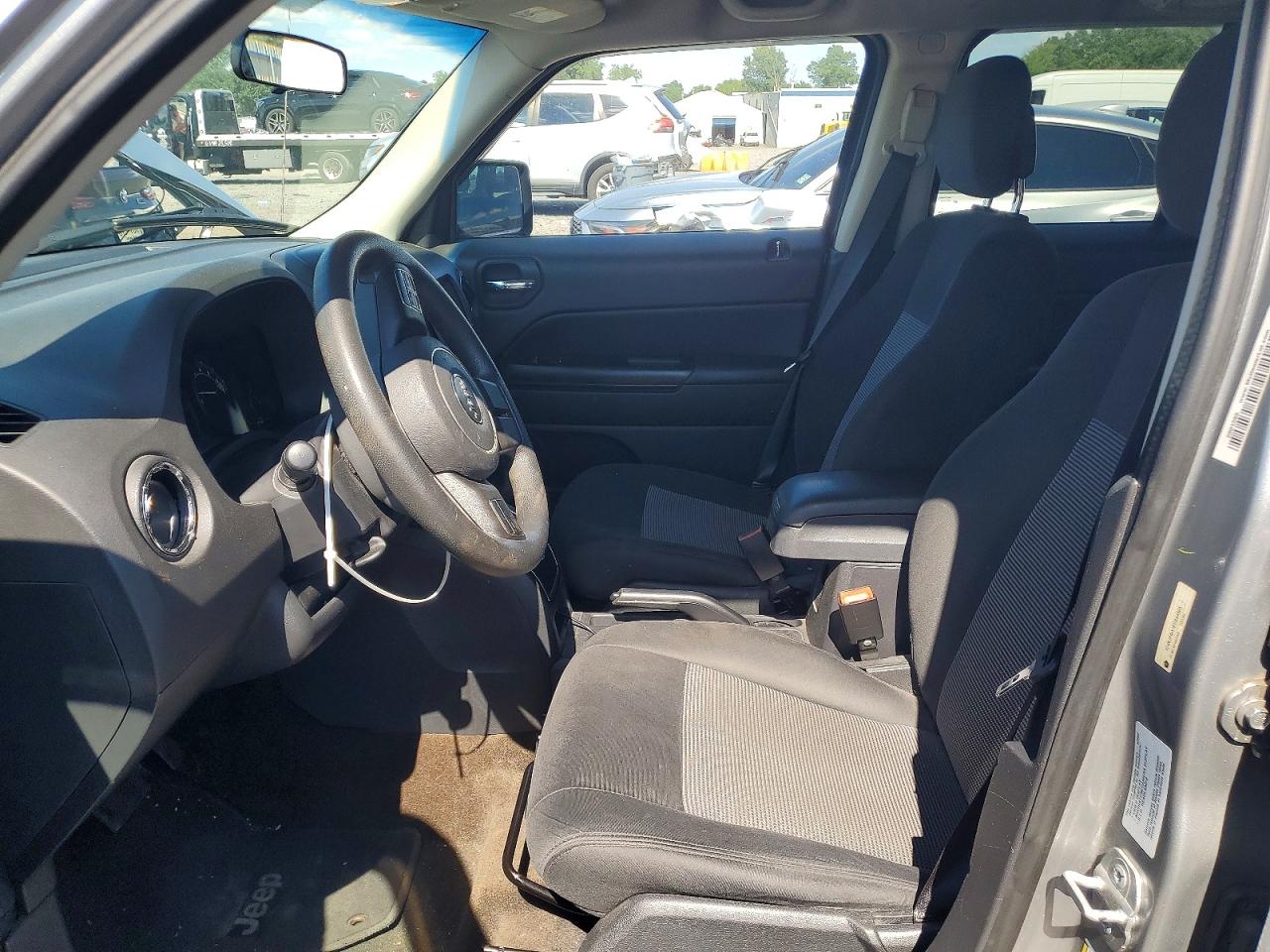 2014 Jeep Patriot Sport Gray vin: 1C4NJPBA1ED844565