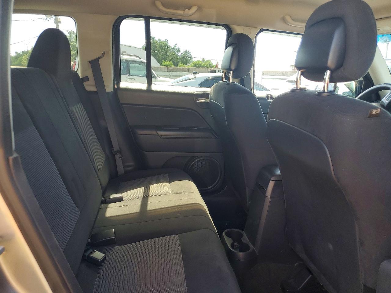 2014 Jeep Patriot Sport Gray vin: 1C4NJPBA1ED844565