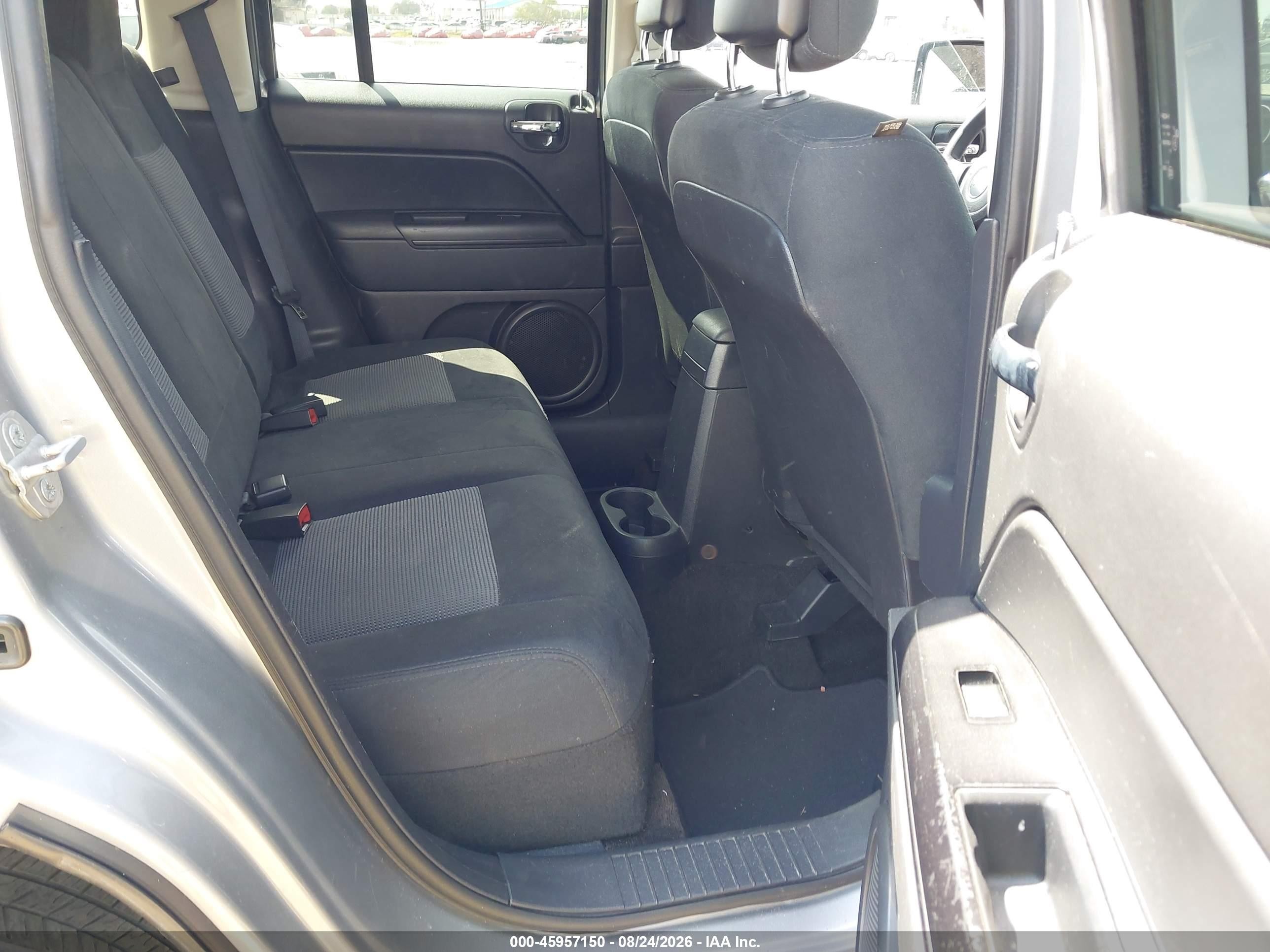 2015 Jeep Patriot Altitude Edition Серебряный vin: 1C4NJPBA1FD178258