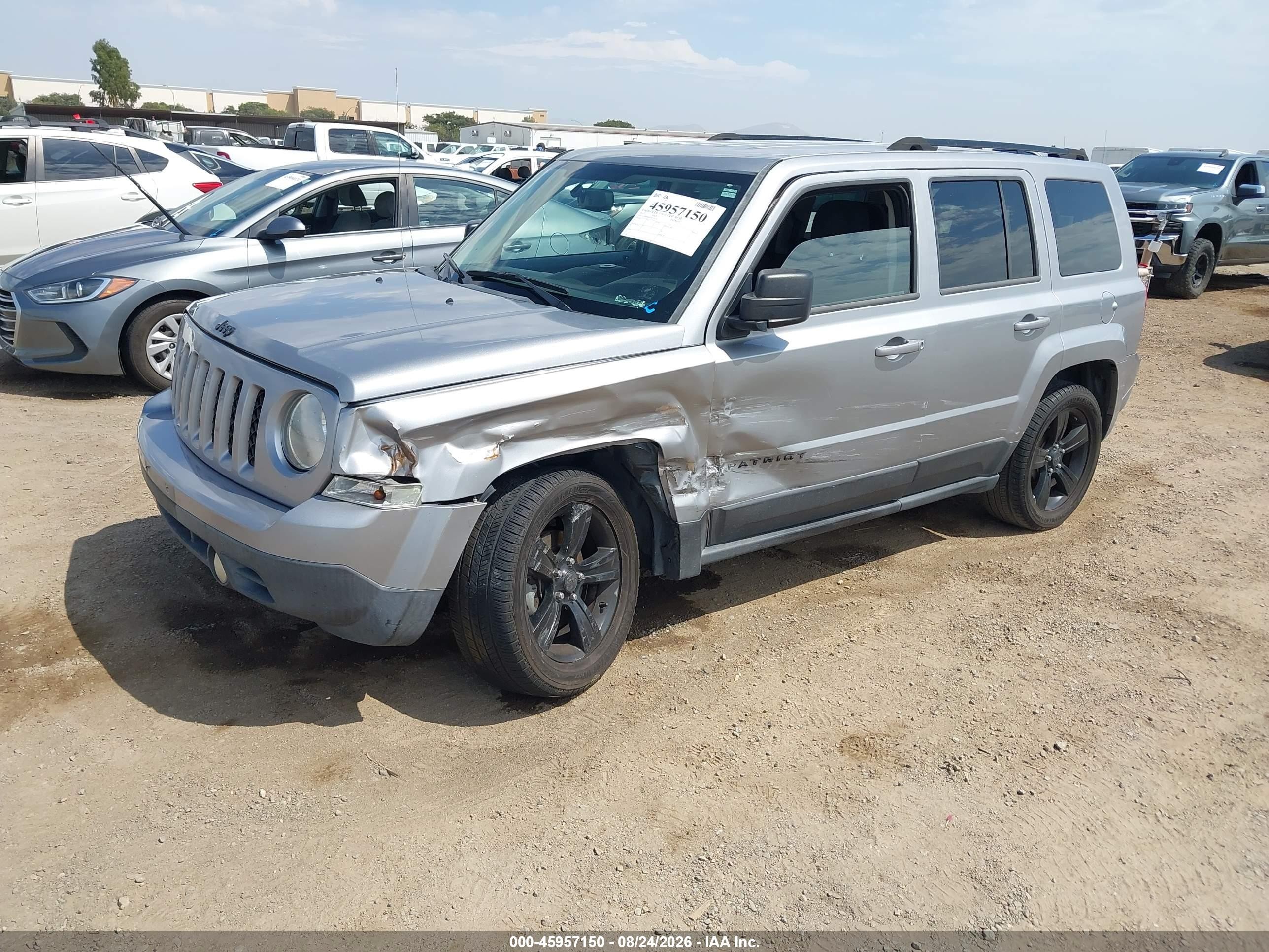2015 Jeep Patriot Altitude Edition Серебряный vin: 1C4NJPBA1FD178258