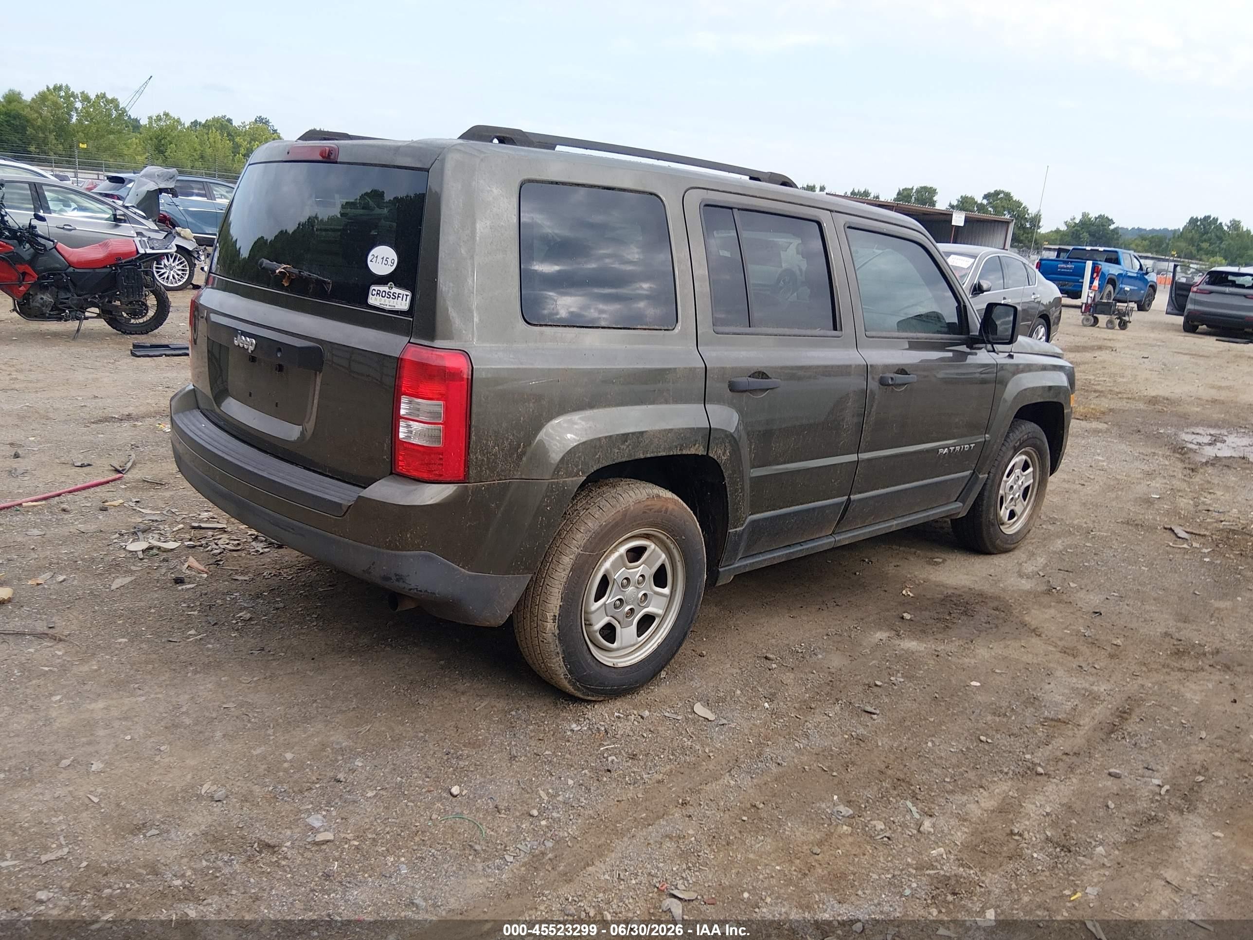 2015 Jeep Patriot Sport Зеленый vin: 1C4NJPBA1FD203546