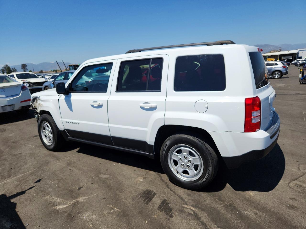2016 Jeep Patriot Sport Белый vin: 1C4NJPBA1GD675666