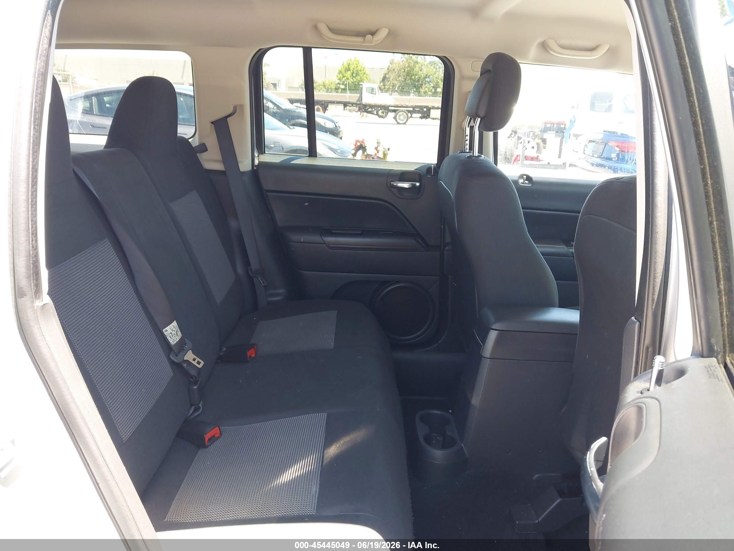 2012 Jeep Patriot Sport Silver vin: 1C4NJPBA2CD515323
