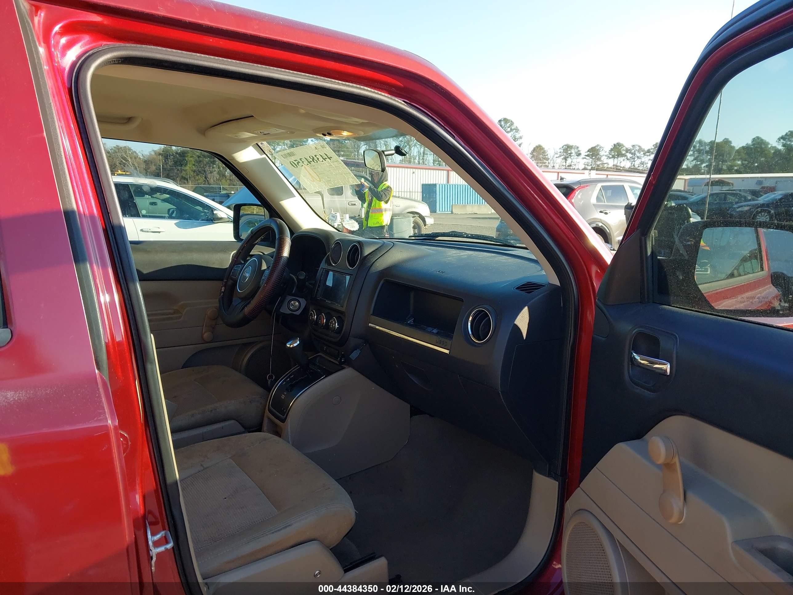 2012 Jeep Patriot Sport Red vin: 1C4NJPBA2CD590555