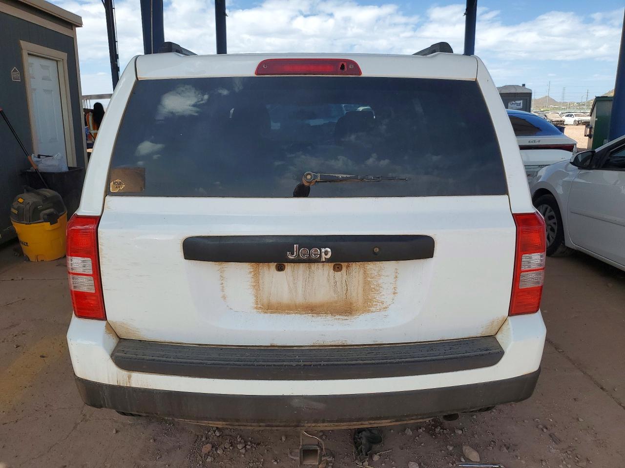2014 Jeep Patriot Sport White vin: 1C4NJPBA2ED547529