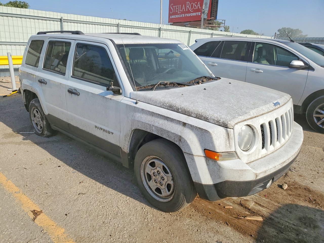 2014 Jeep Patriot Sport White vin: 1C4NJPBA2ED618454