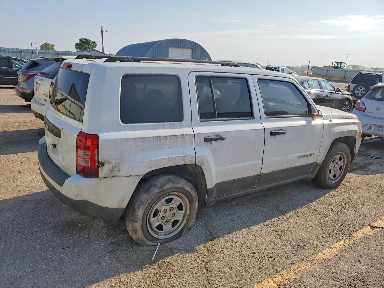 2014 Jeep Patriot Sport White vin: 1C4NJPBA2ED618454
