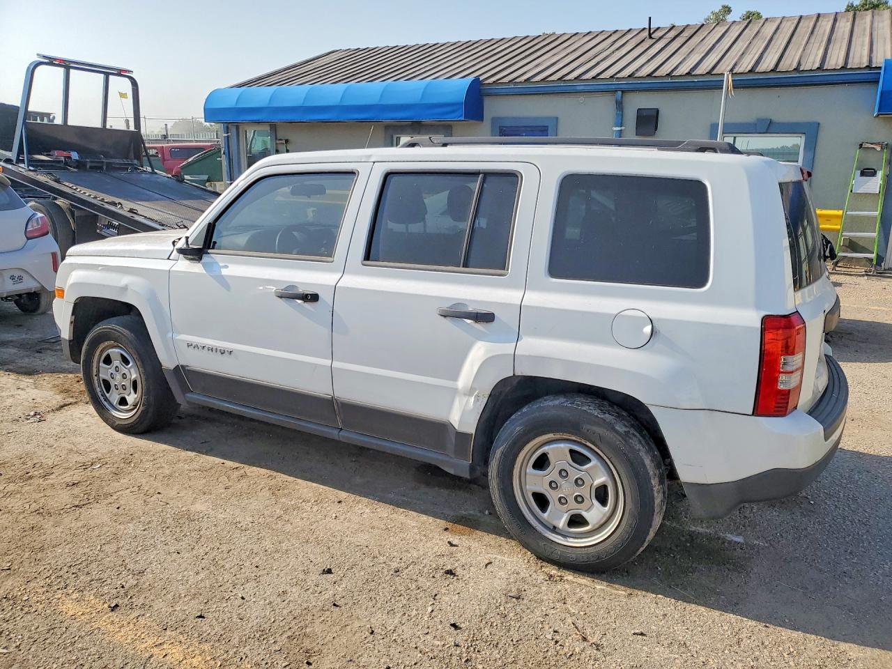 2014 Jeep Patriot Sport White vin: 1C4NJPBA2ED618454