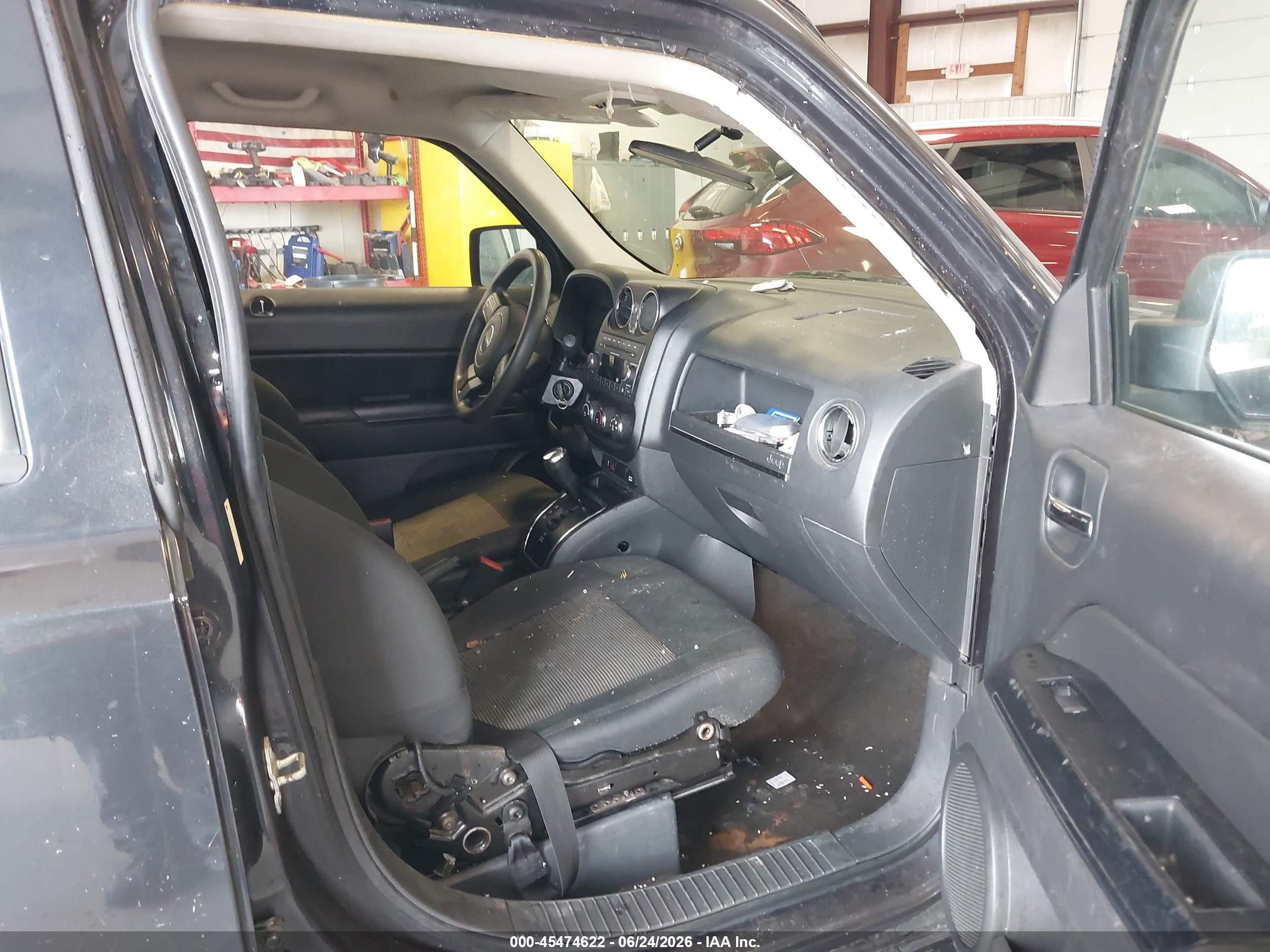 2014 Jeep Patriot Altitude/sport Серый vin: 1C4NJPBA2ED731417
