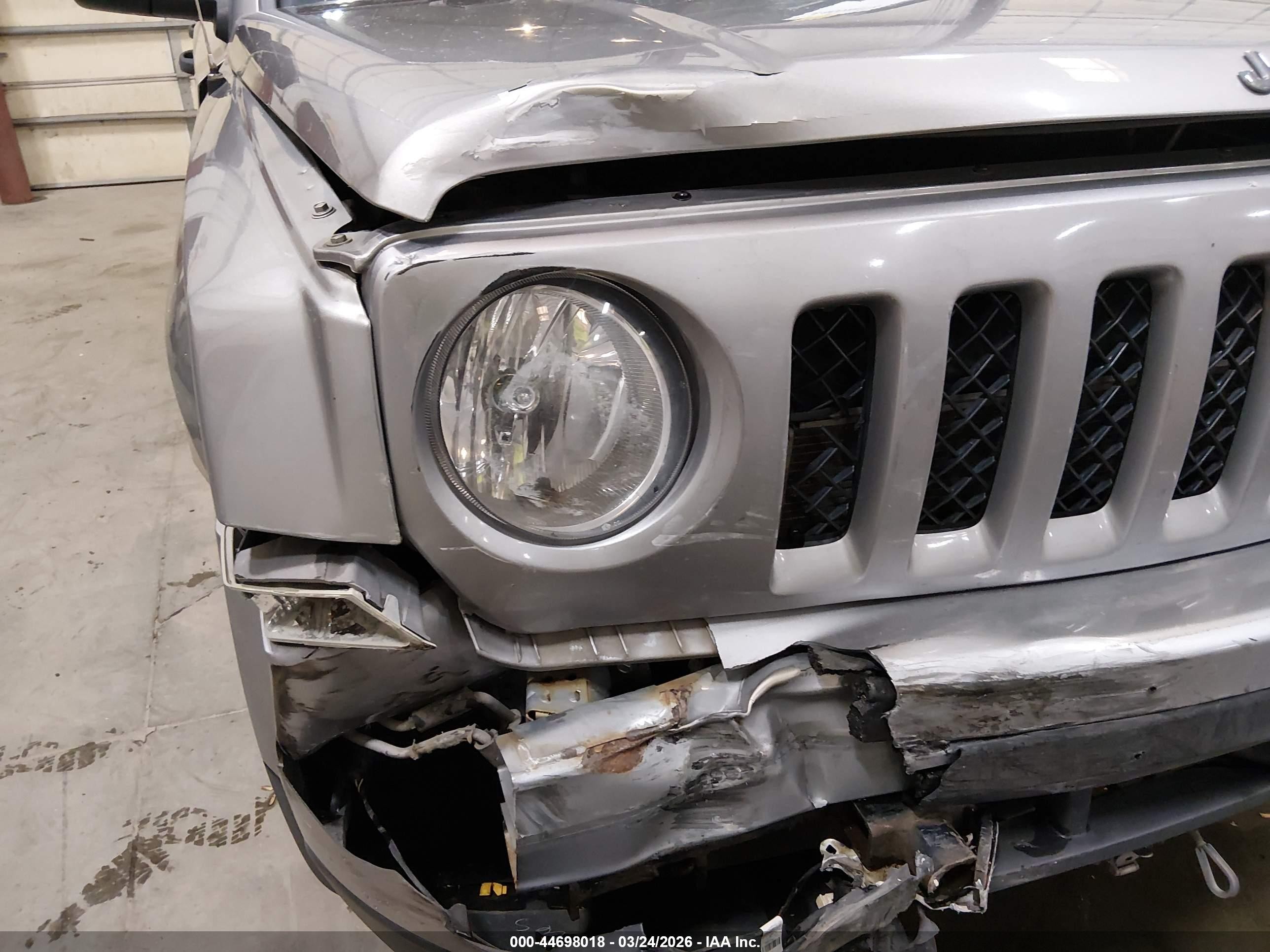 2014 Jeep Patriot Sport Gray vin: 1C4NJPBA2ED752526