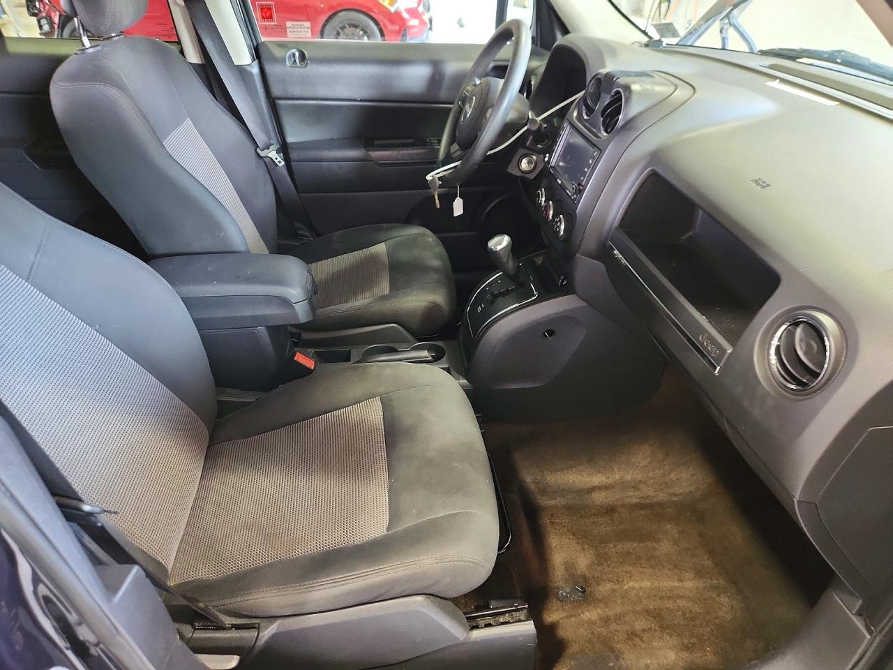 2014 Jeep Patriot Sport Gray vin: 1C4NJPBA2ED853856