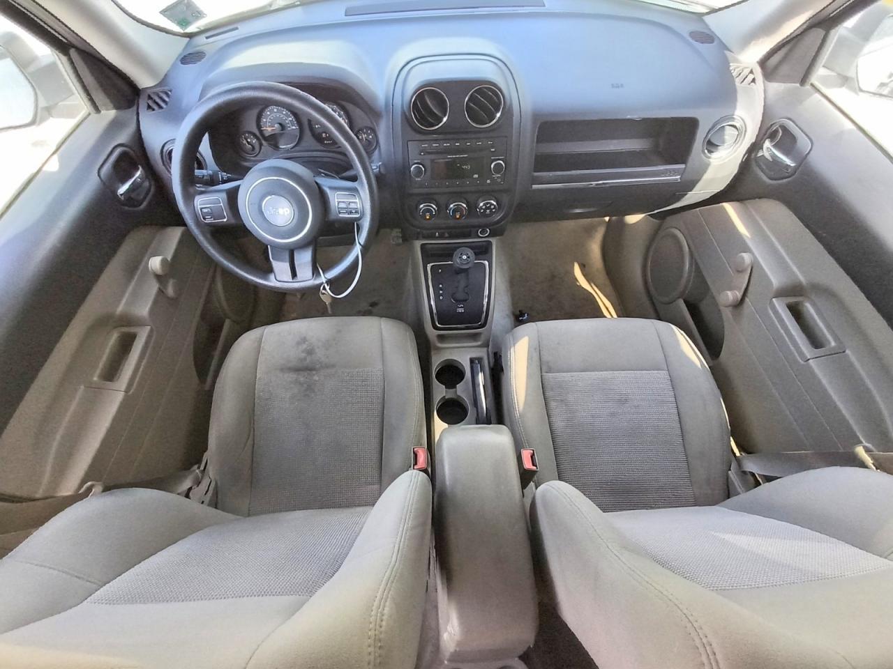 2014 Jeep Patriot Sport White vin: 1C4NJPBA2ED881382