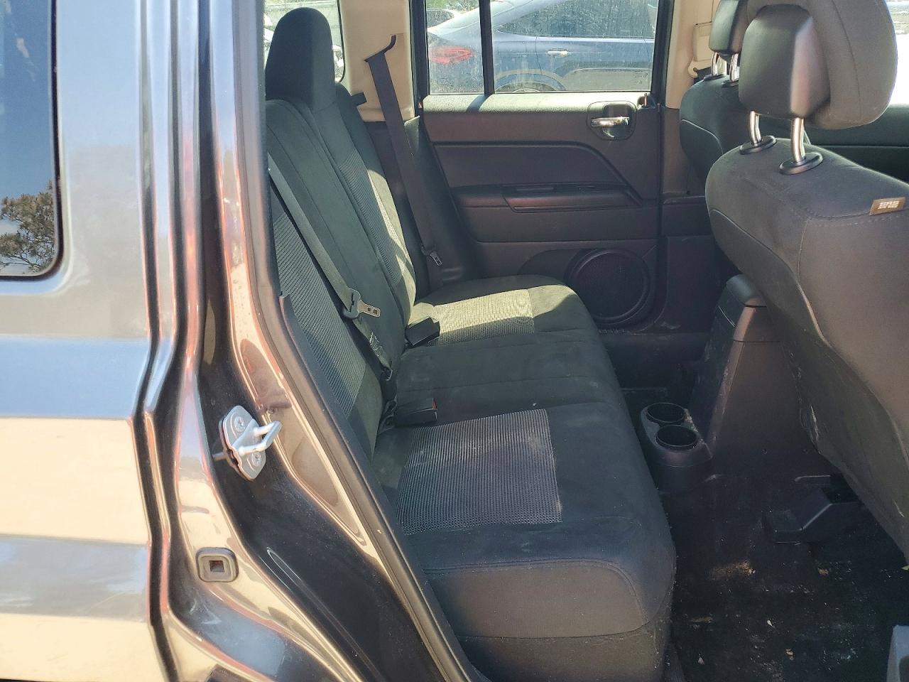 2015 Jeep Patriot Sport Gray vin: 1C4NJPBA2FD178124