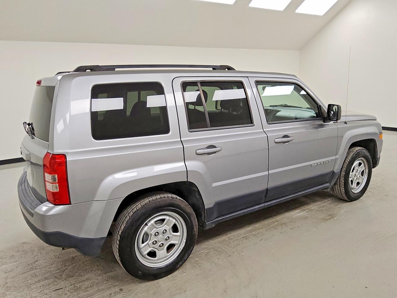 2015 Jeep Patriot Sport Silver vin: 1C4NJPBA2FD325560