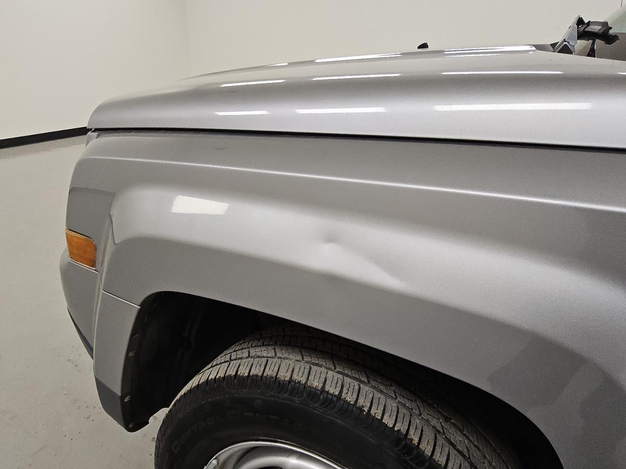 2015 Jeep Patriot Sport Silver vin: 1C4NJPBA2FD325560 Damage: Left Front Fender, Dent(S) W/ Paint Dmg, 7 To 8 Inches