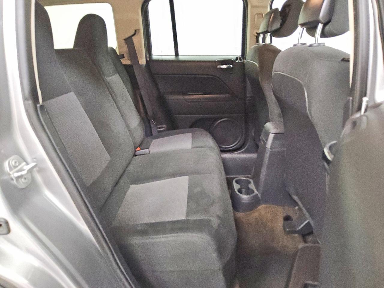 2015 Jeep Patriot Sport Silver vin: 1C4NJPBA2FD325560