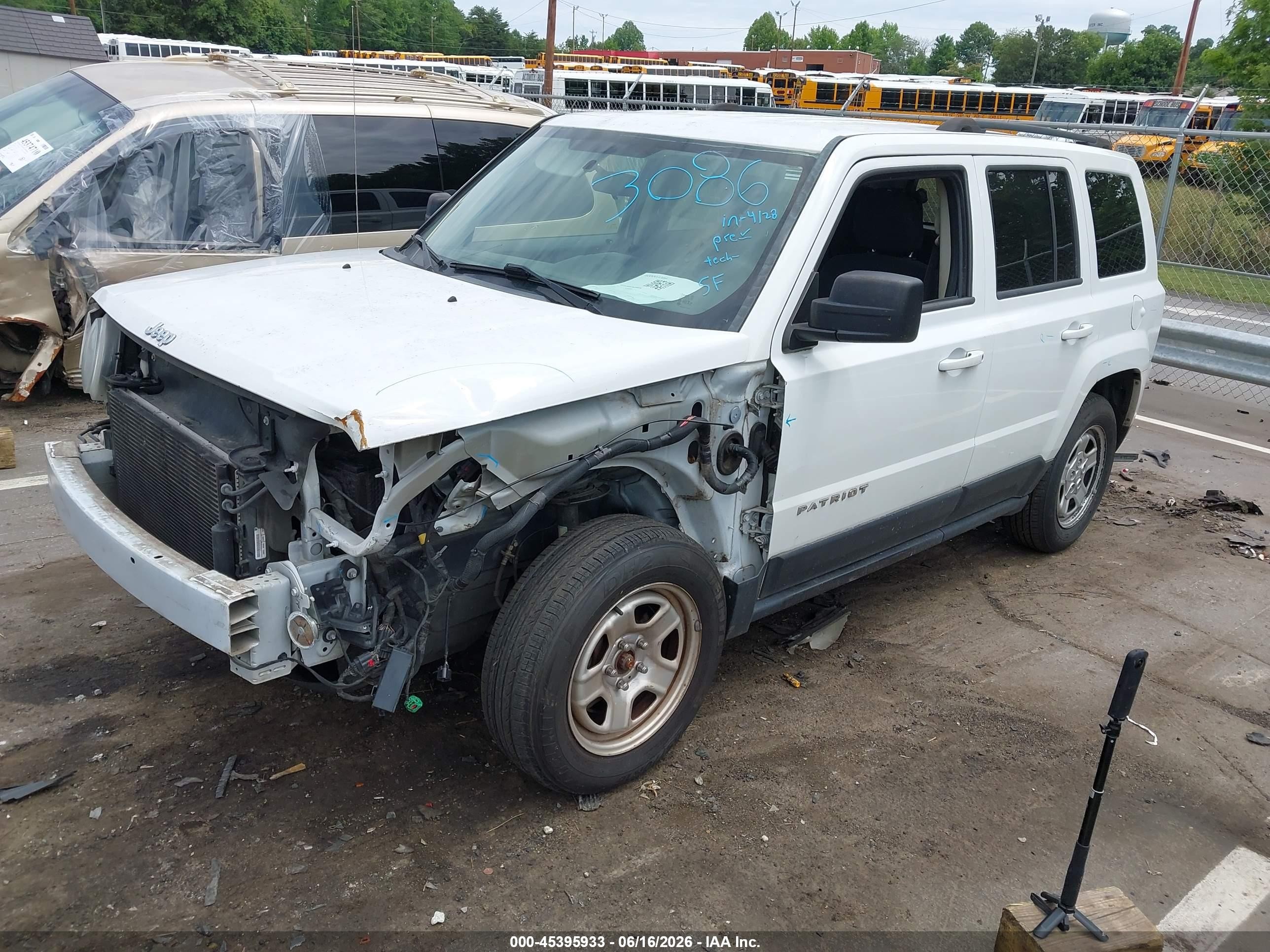 2015 Jeep Patriot Sport White vin: 1C4NJPBA2FD325574