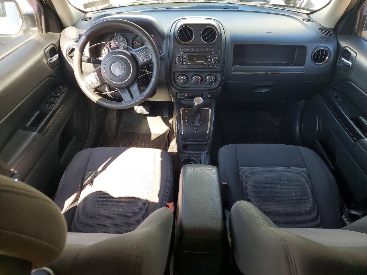 2015 Jeep Patriot Sport White vin: 1C4NJPBA2FD389842
