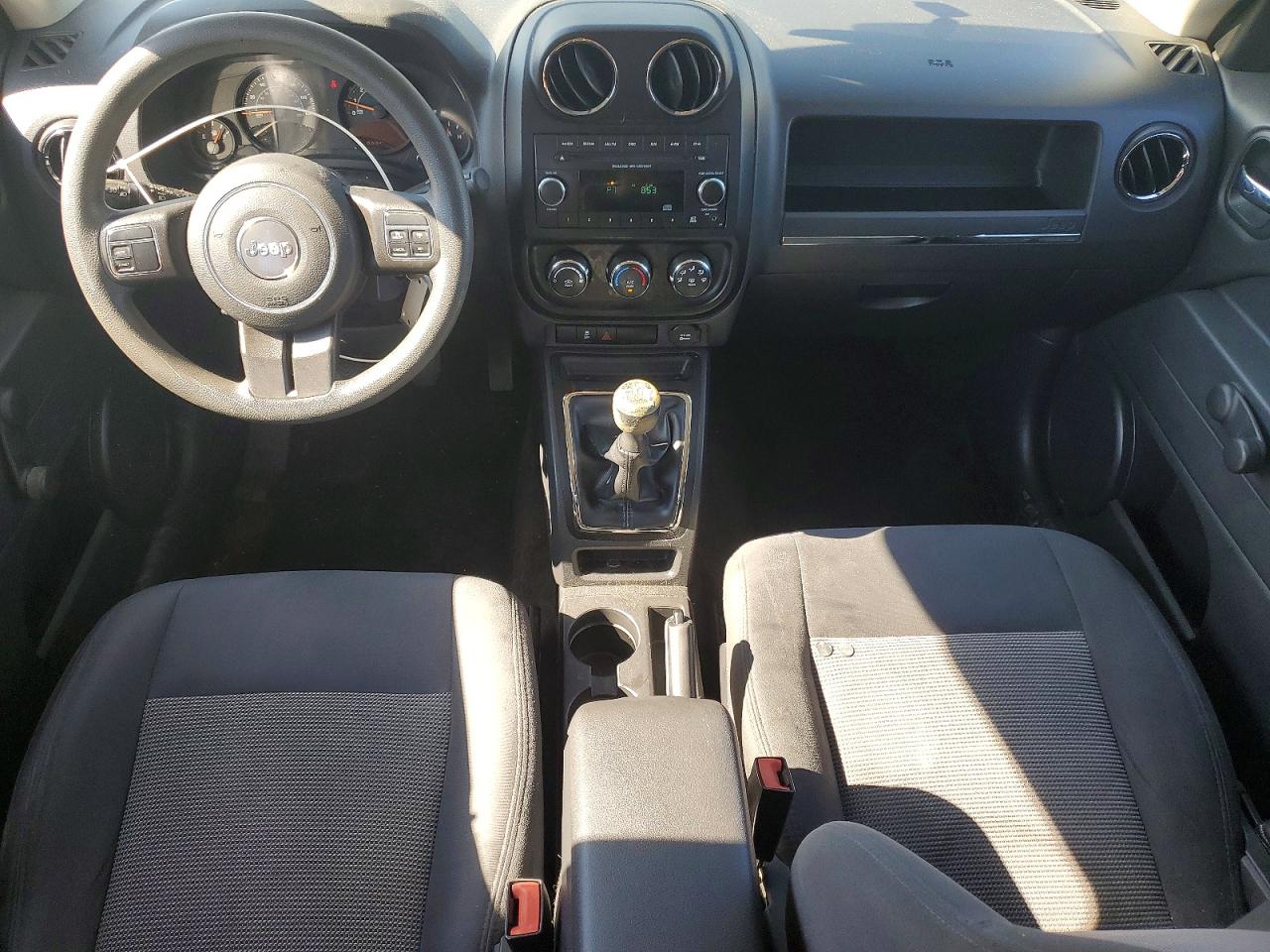 2015 Jeep Patriot Sport Серебряный vin: 1C4NJPBA2FD399514