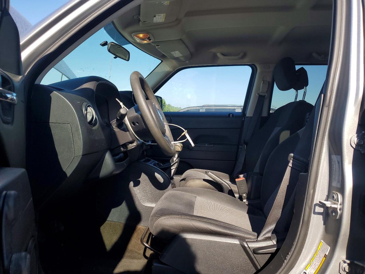 2015 Jeep Patriot Sport Серебряный vin: 1C4NJPBA2FD399514