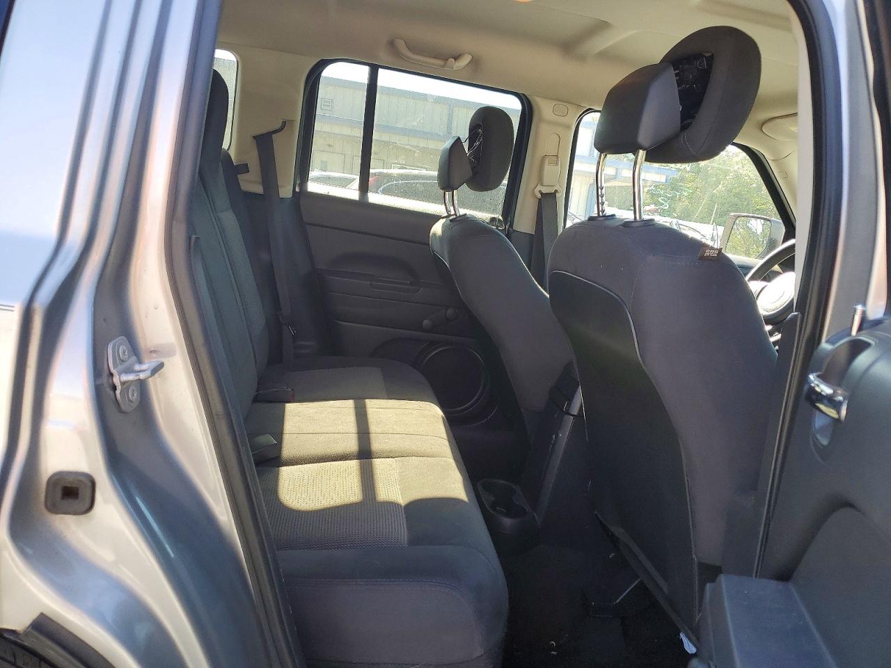 2015 Jeep Patriot Sport Серебряный vin: 1C4NJPBA2FD399514