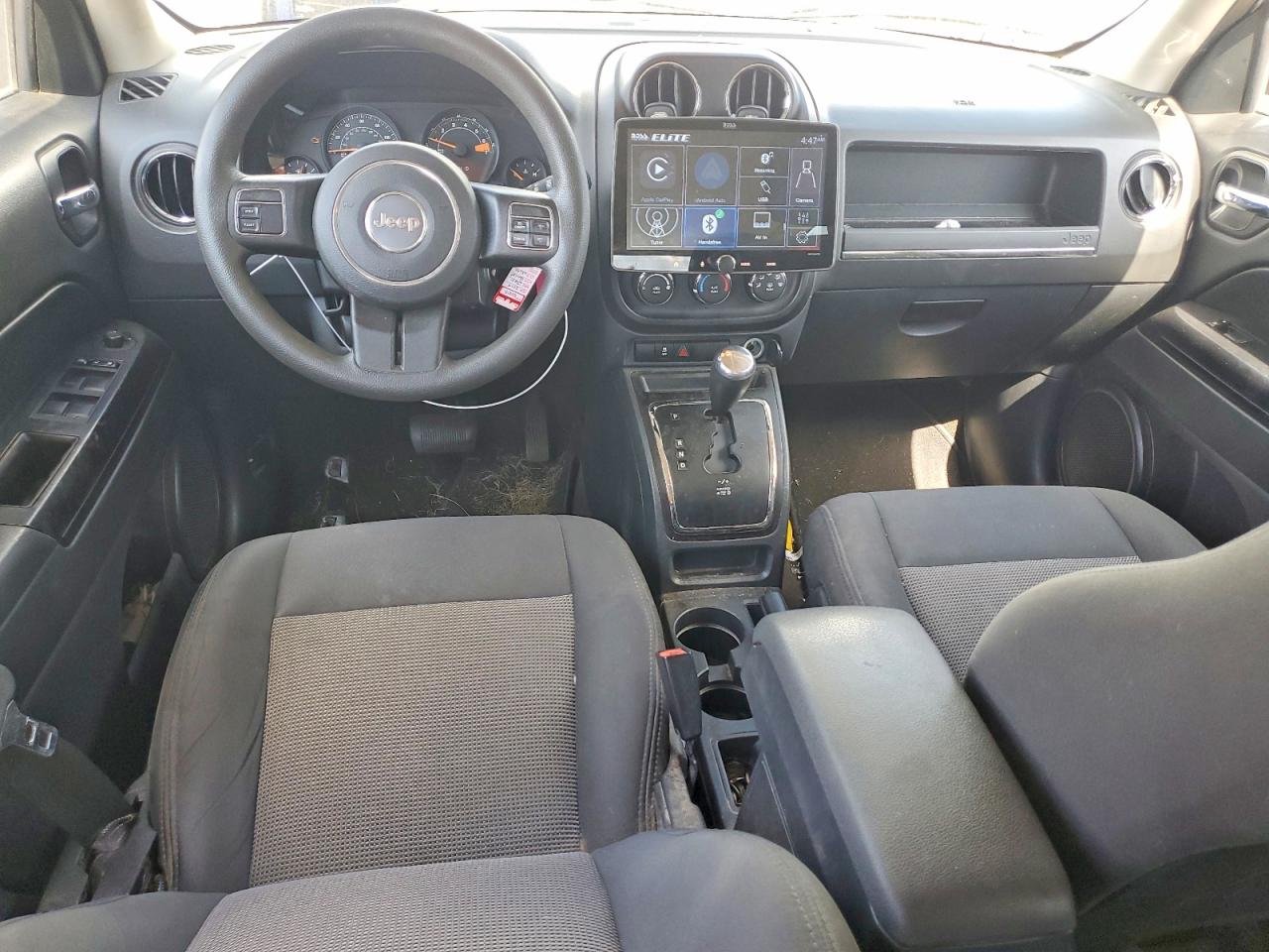 2015 Jeep Patriot Sport White vin: 1C4NJPBA2FD430941