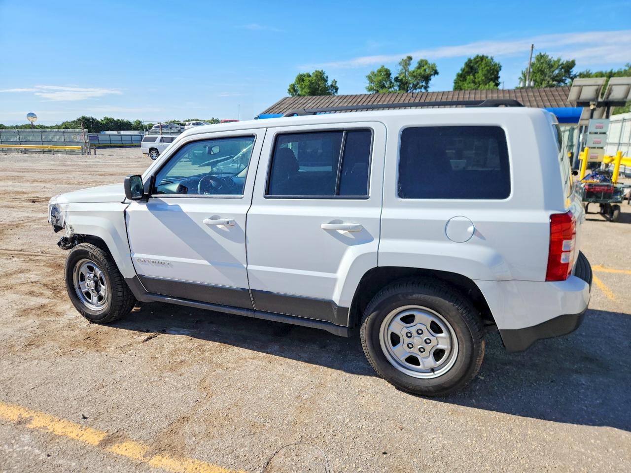 2017 Jeep Patriot Sport White vin: 1C4NJPBA2HD140556