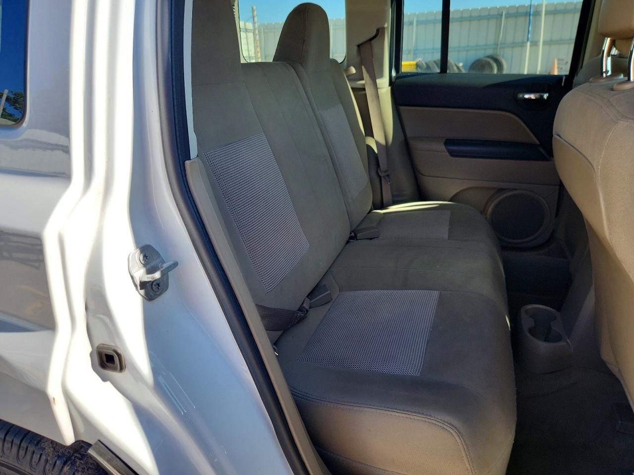 2017 Jeep Patriot Sport White vin: 1C4NJPBA2HD140556