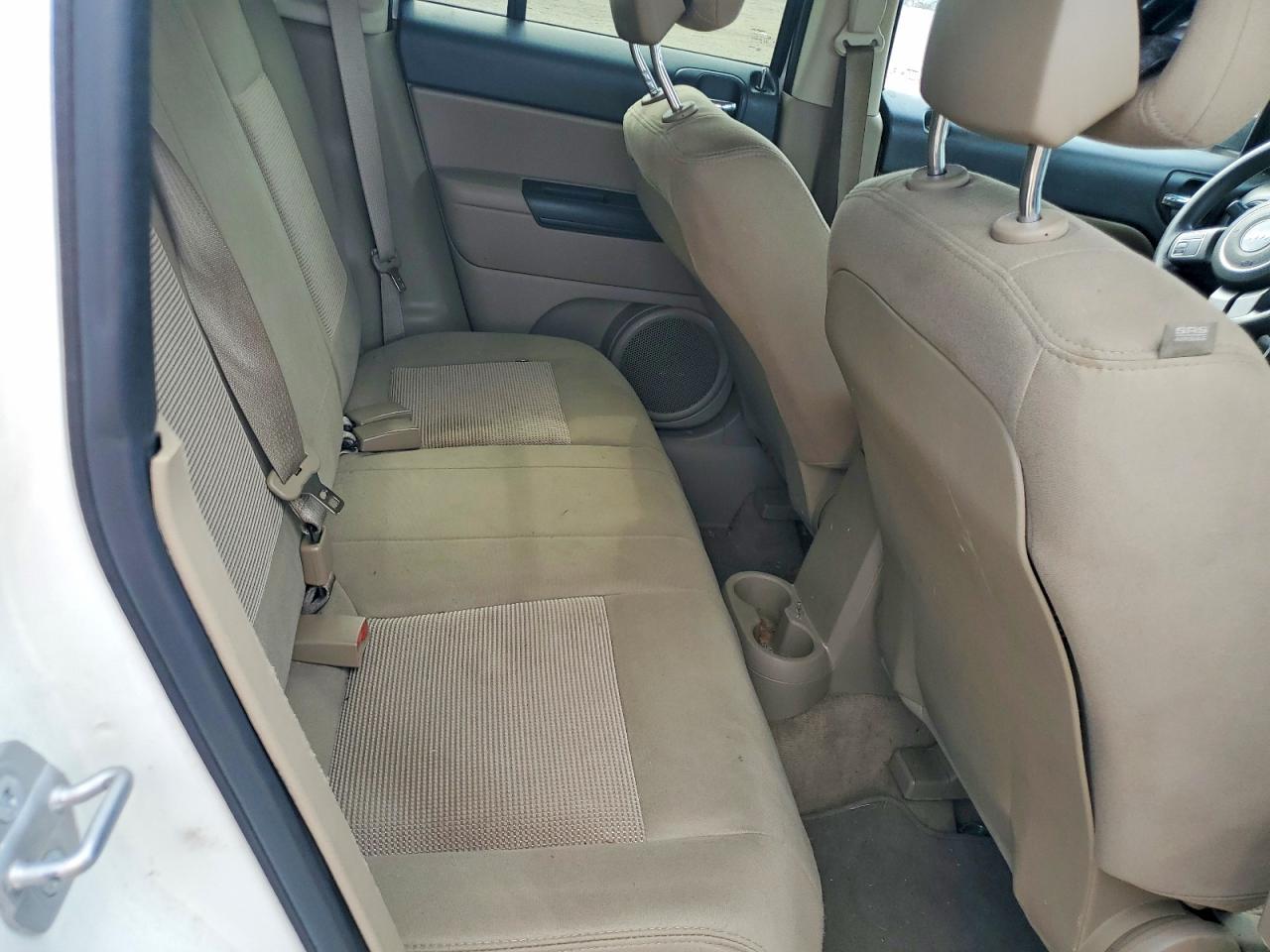 2014 Jeep Patriot Sport White vin: 1C4NJPBA3ED692613