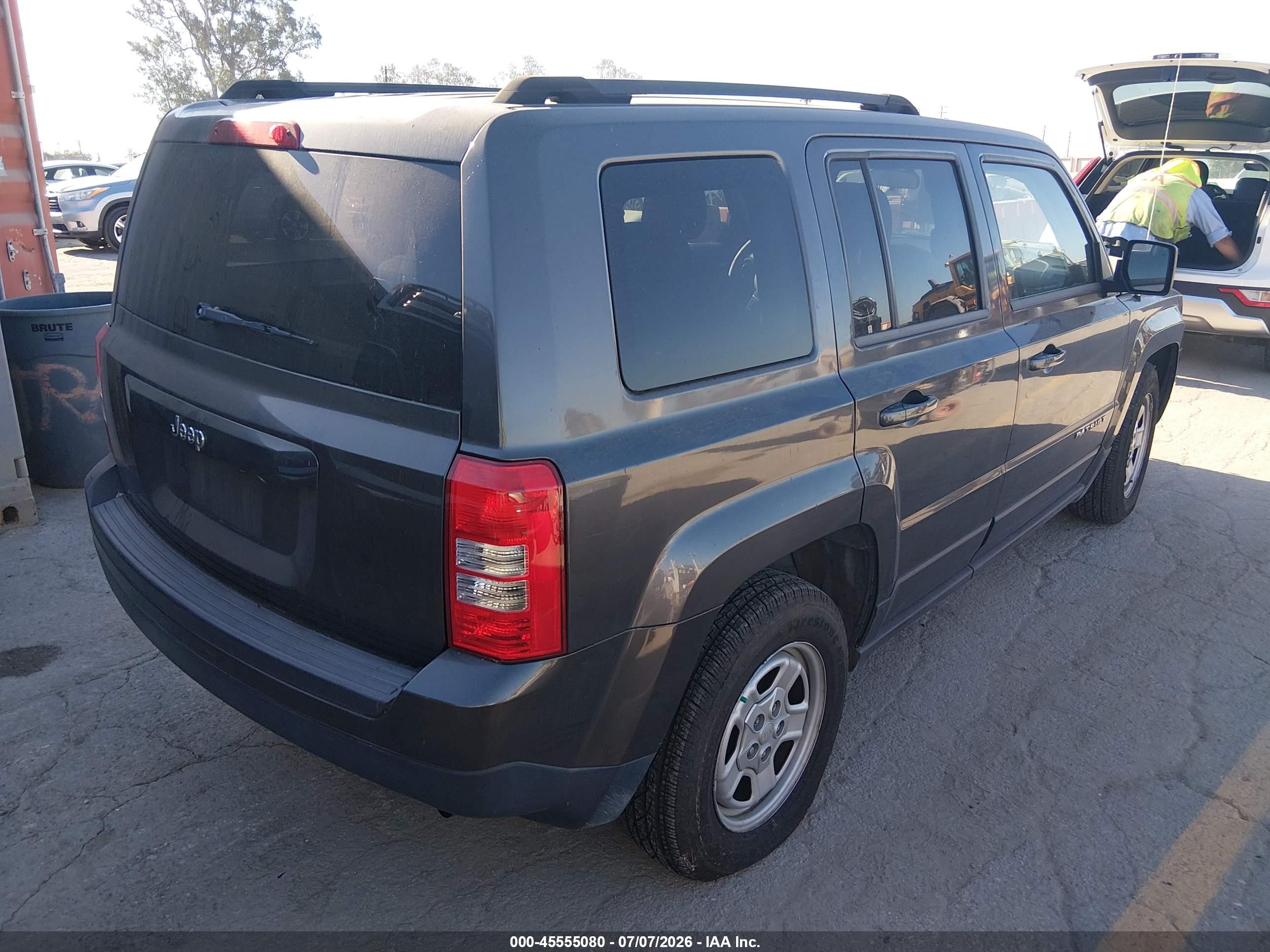 2014 Jeep Patriot Sport Gray vin: 1C4NJPBA3ED844647