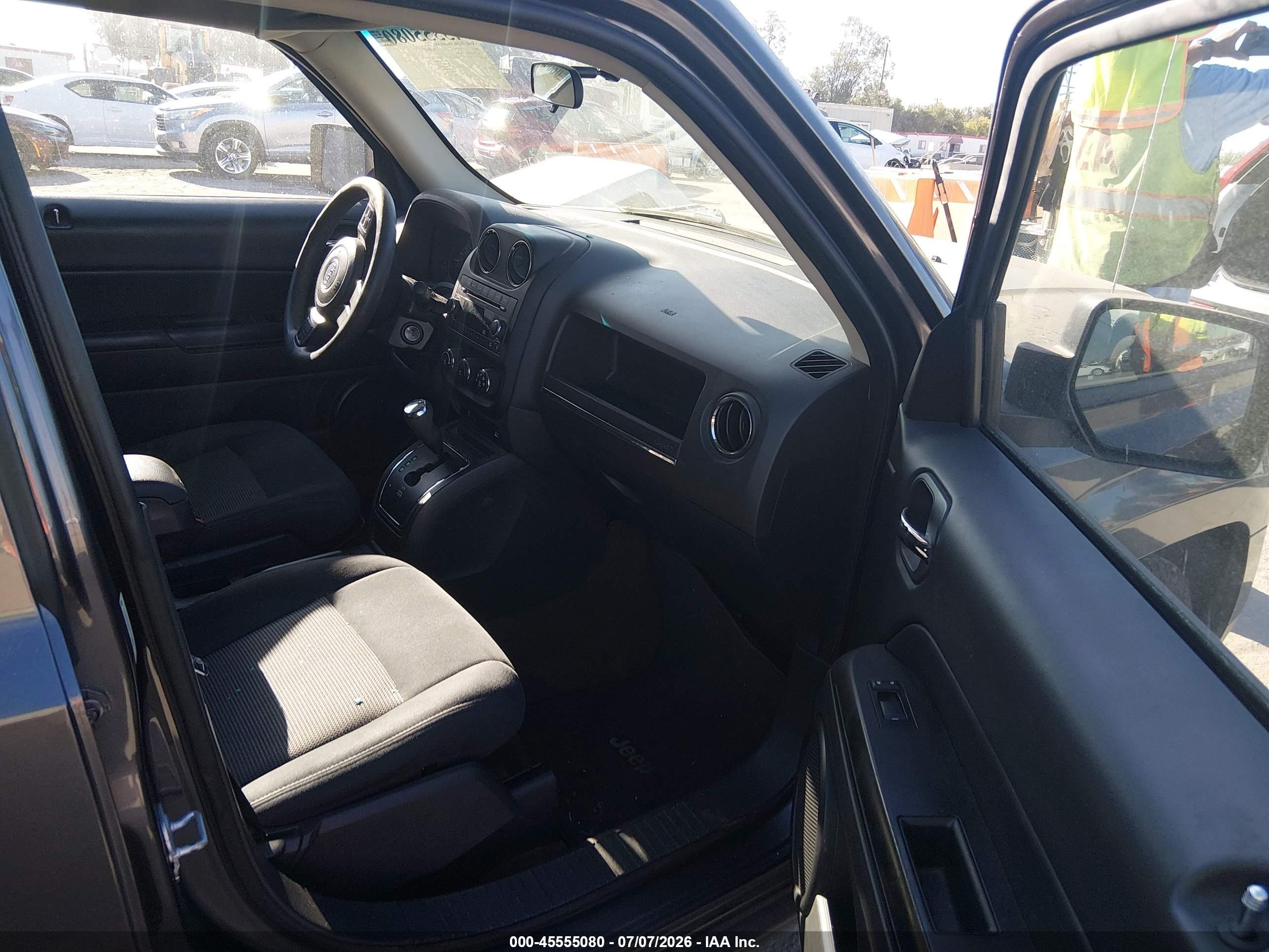 2014 Jeep Patriot Sport Gray vin: 1C4NJPBA3ED844647