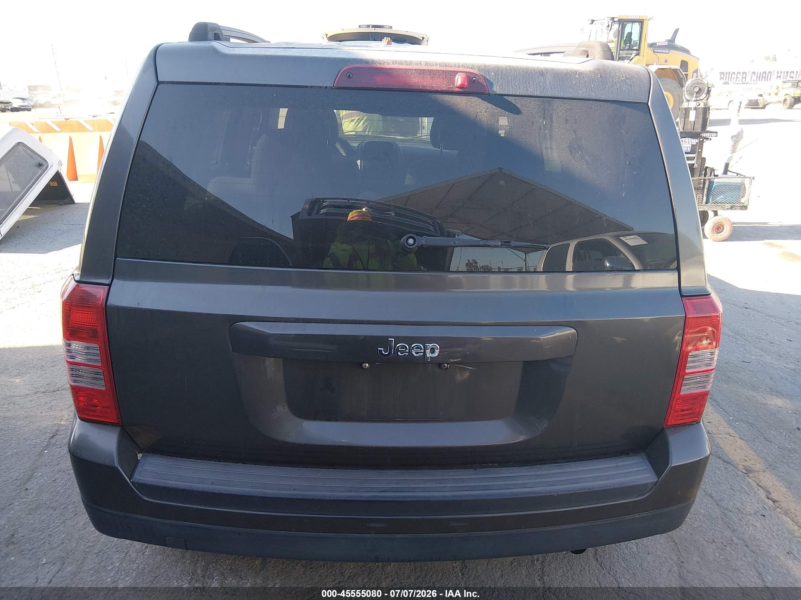 2014 Jeep Patriot Sport Gray vin: 1C4NJPBA3ED844647