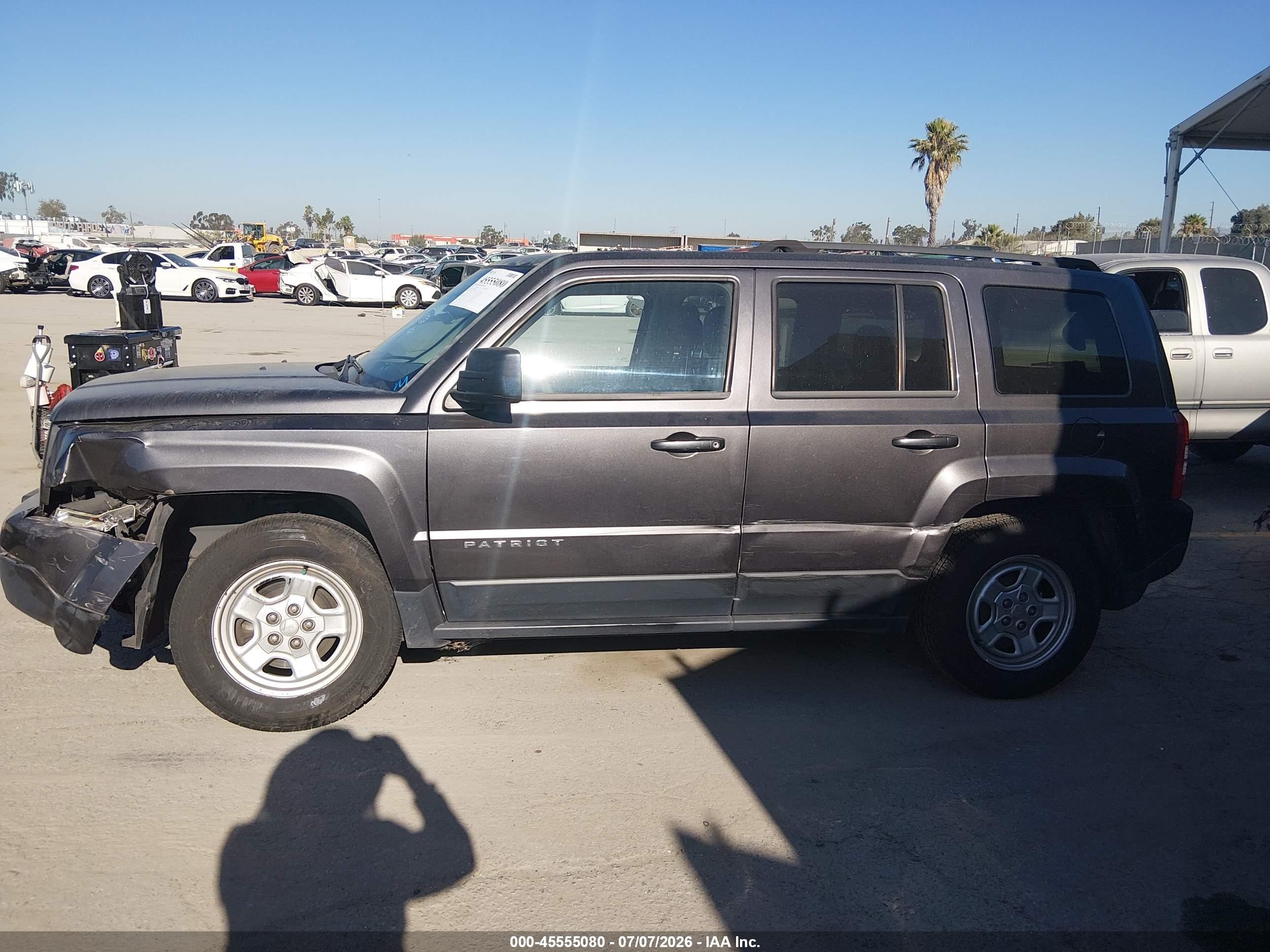 2014 Jeep Patriot Sport Gray vin: 1C4NJPBA3ED844647
