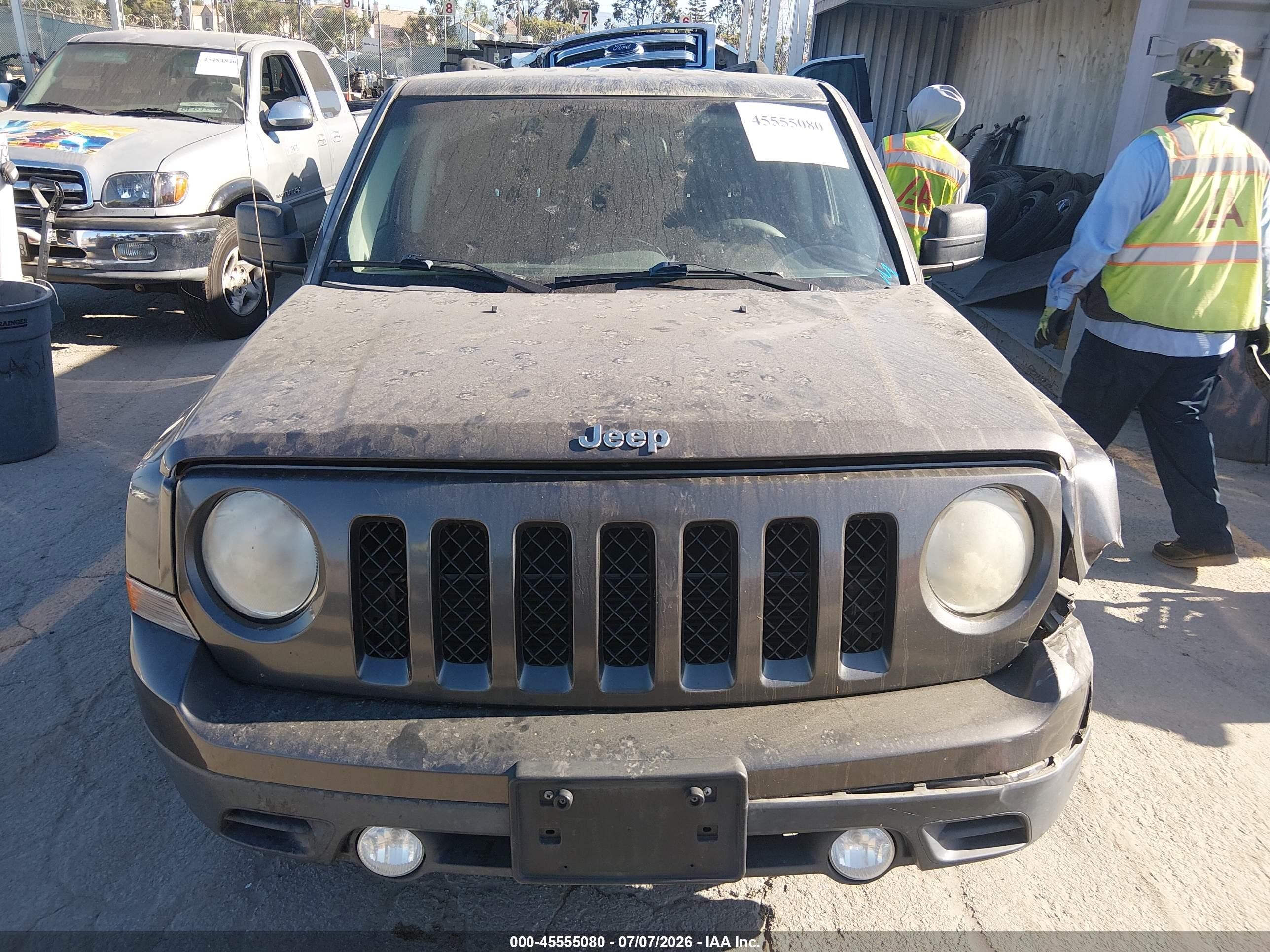 2014 Jeep Patriot Sport Gray vin: 1C4NJPBA3ED844647
