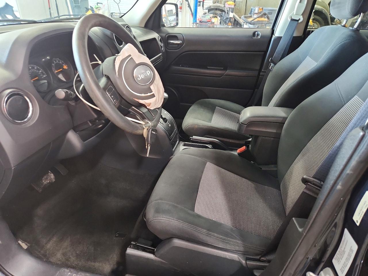 2015 Jeep Patriot Sport Charcoal vin: 1C4NJPBA3FD144029