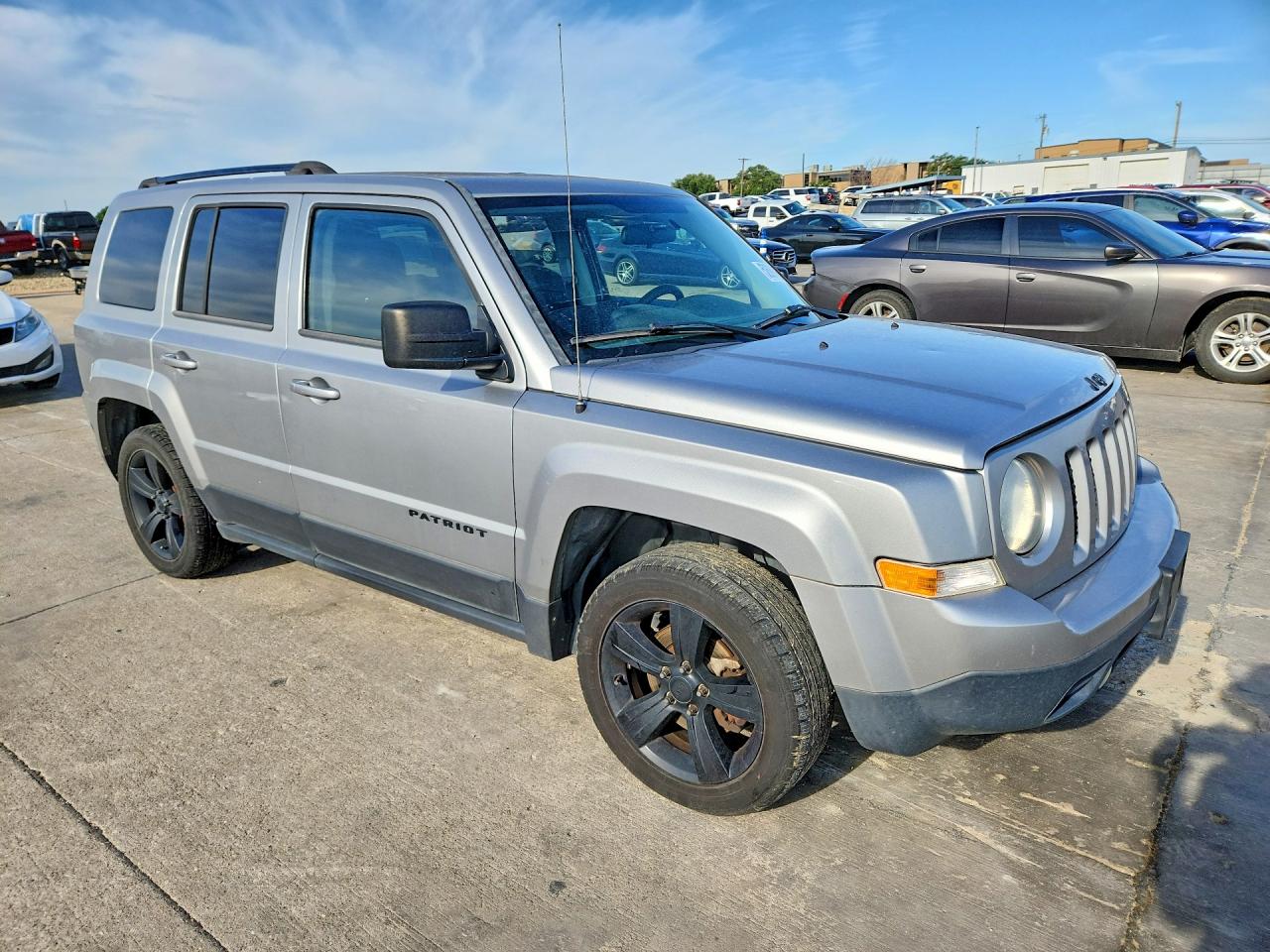2015 Jeep Patriot Sport Серебряный vin: 1C4NJPBA3FD211230
